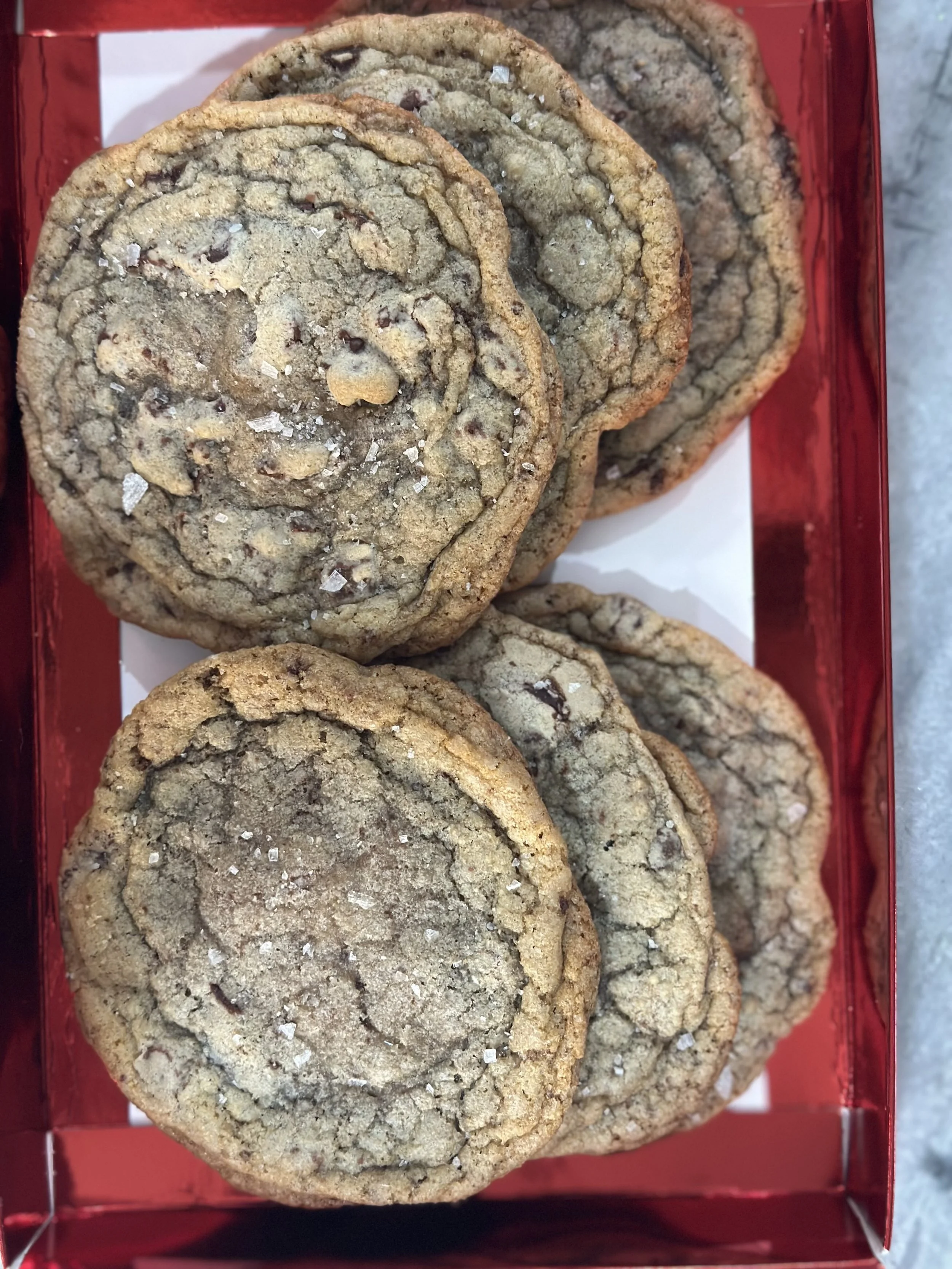 Giant Sea Salted Chocolate Chip