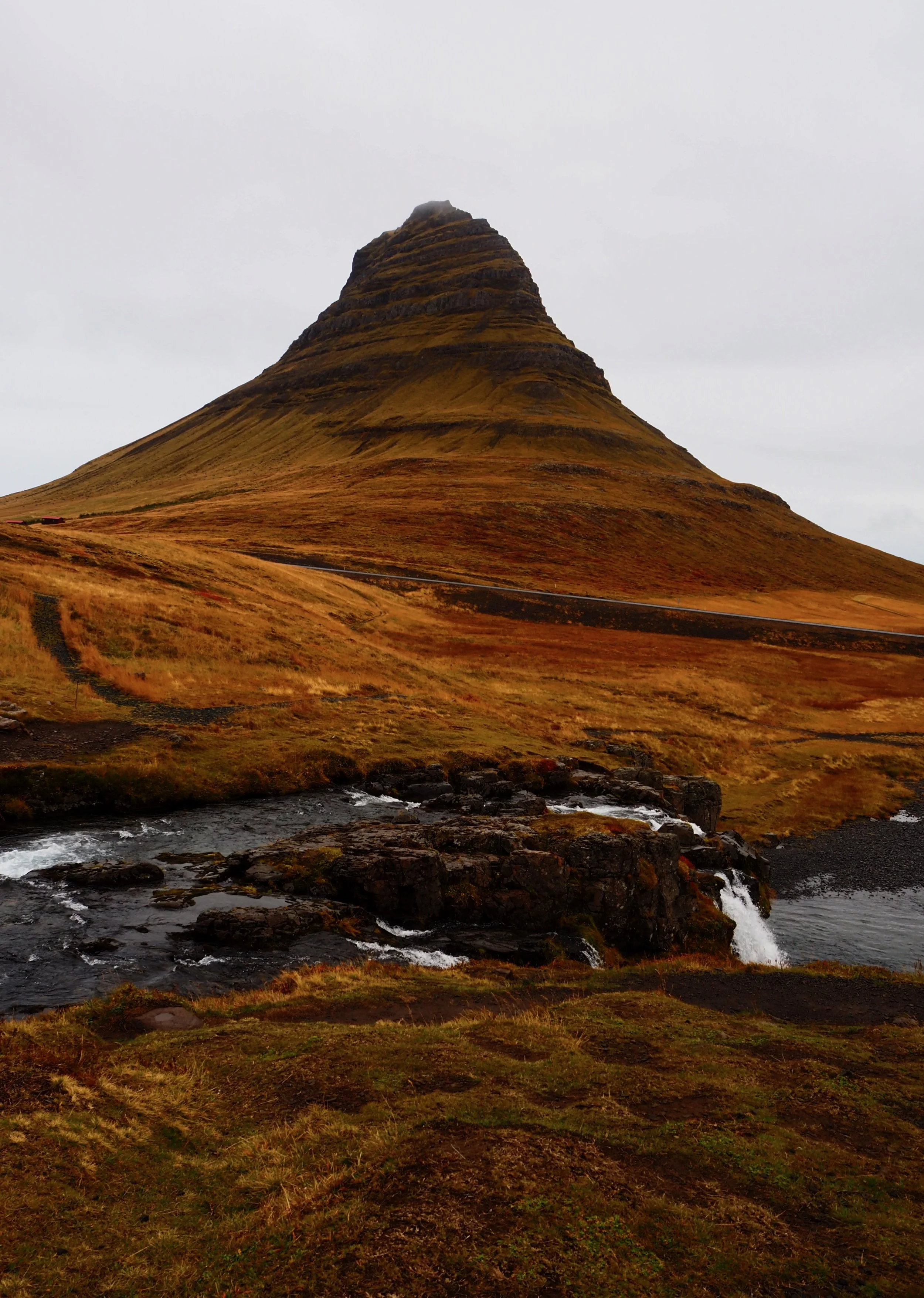 paysage-montagne-riviere-aimepower
