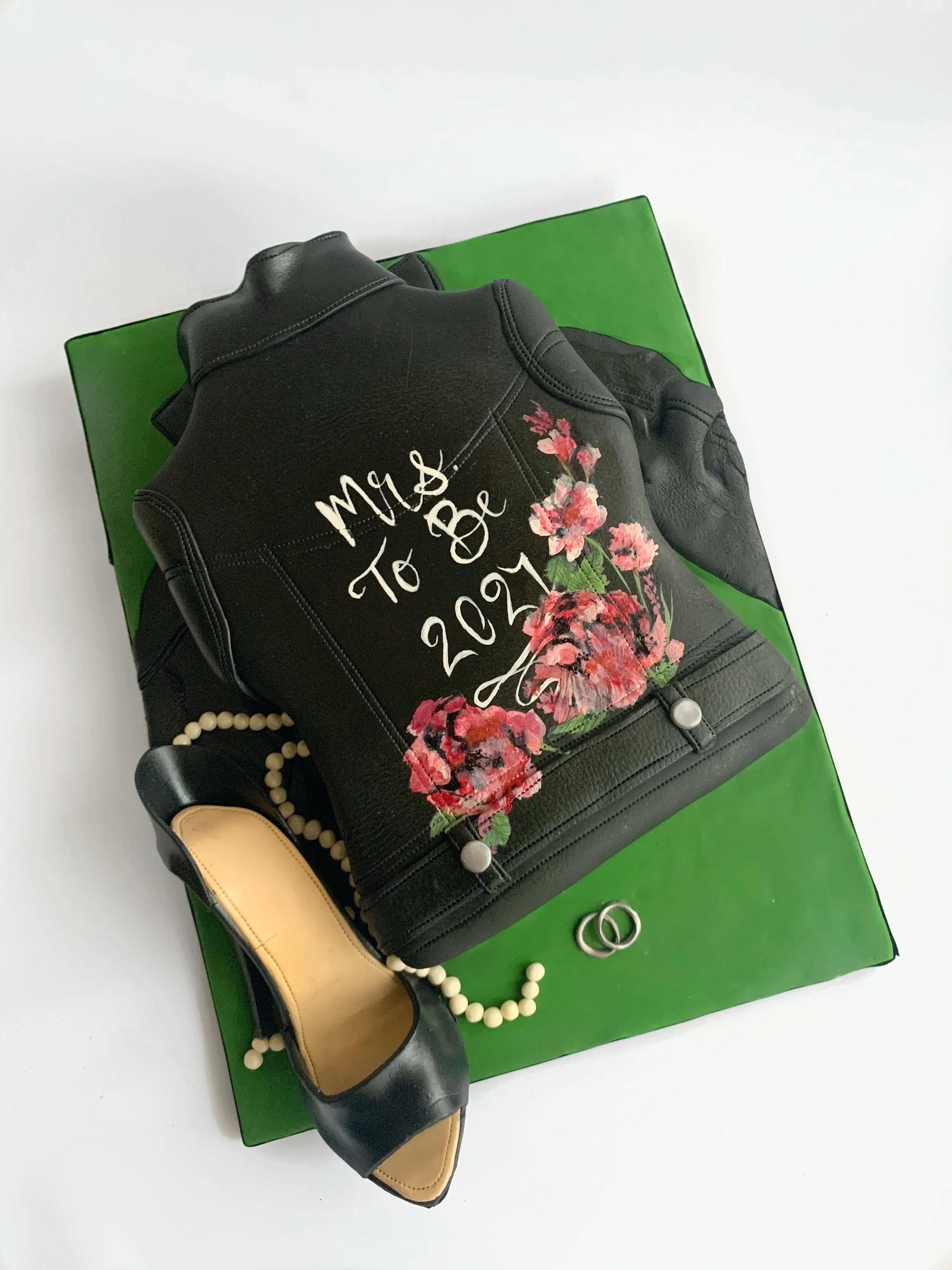 Leather jacket bridal cake.jpg