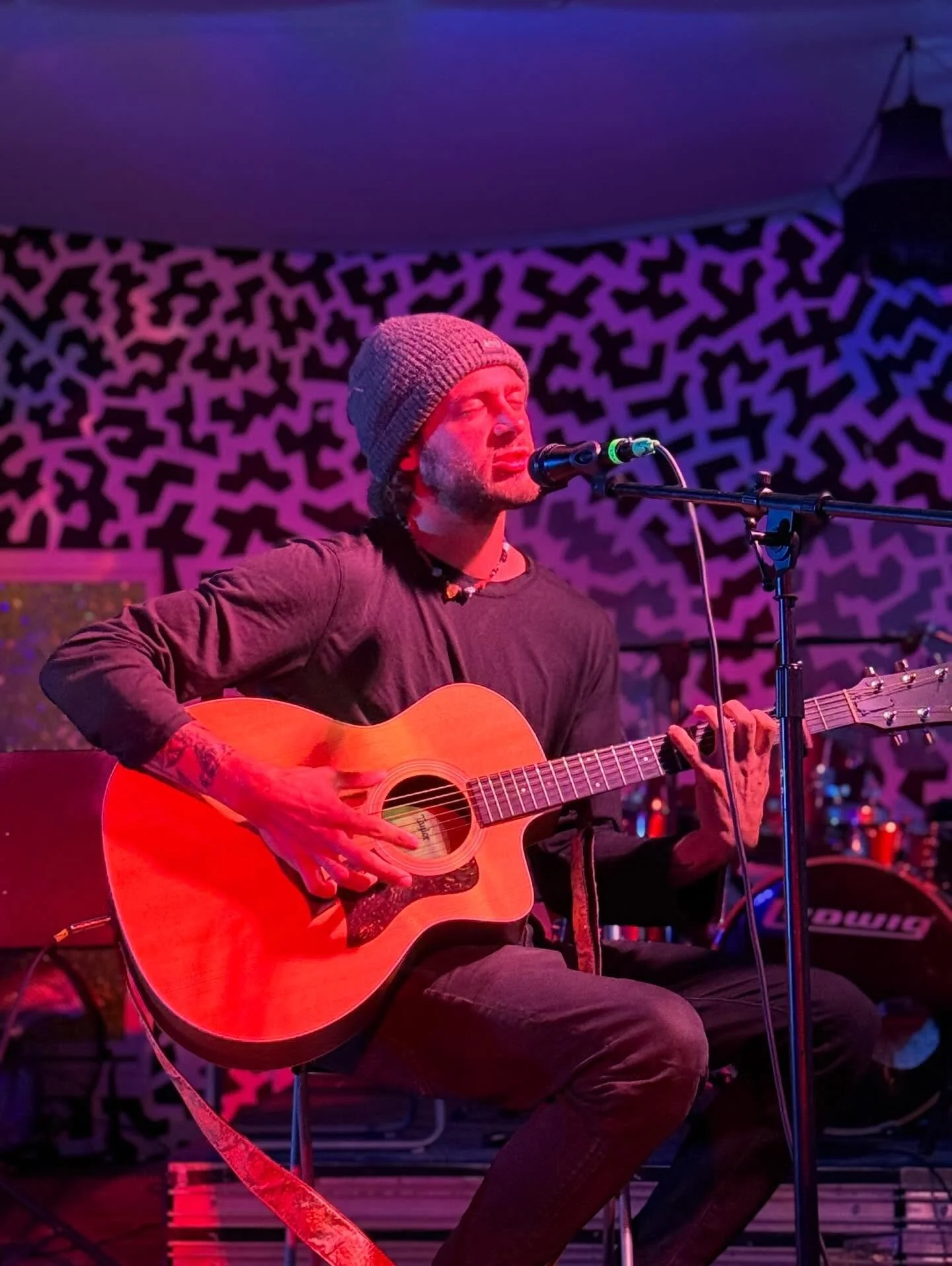 I&rsquo;ve been having a lot of opportunities to share my music lately. 
Including tonight at the Torrey Pines Gliderport Movie night where I&rsquo;ll be playing on the grass before the movie. Hope to see you there! 

#livemusicsd #torreypinesgliderp