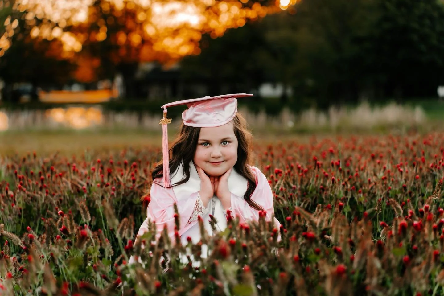 Crimson clover minis were moved to THIS SUNDAY &amp; coming Tuesday! $35 off for the remaining spots making it $115! All evening spots! Great for families, seniors, couples, &amp; maternity! Book below and use code marchmadness to get $35 off! 

http