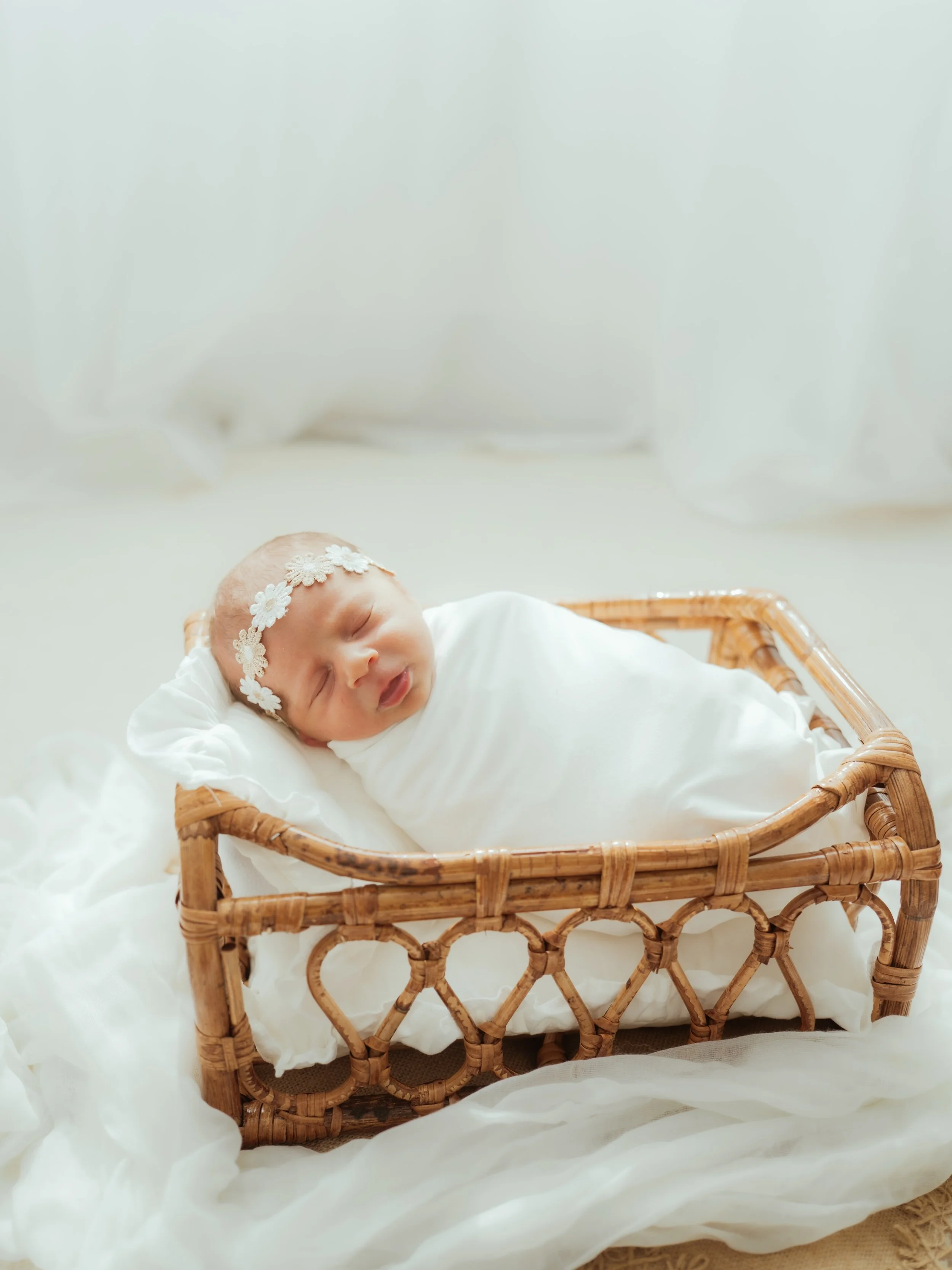 newborn love 🫶🏼 #newbornphotoshoot #newbornphotography #newborn #baby