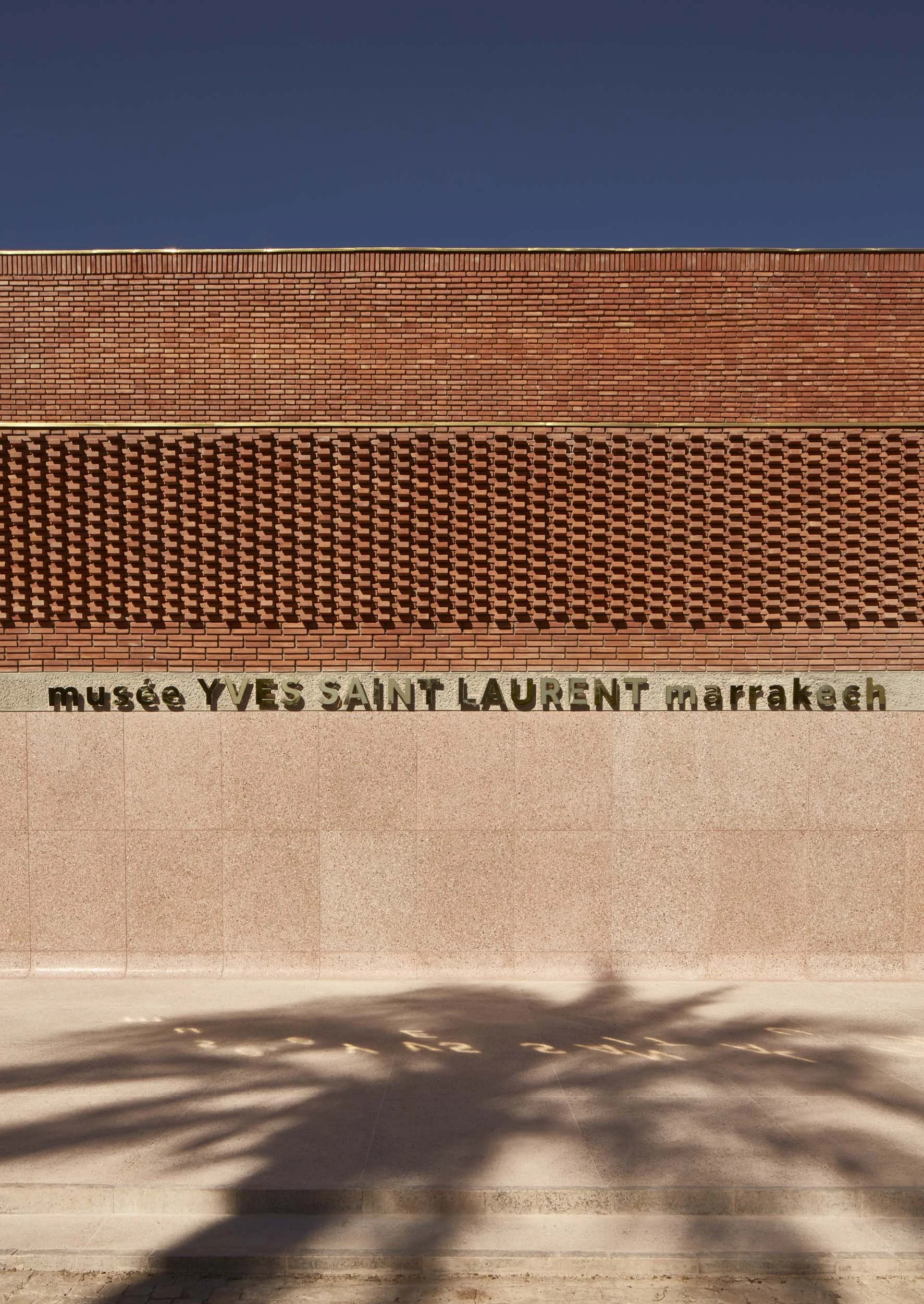 dan-glasser-studio-ko-ysl-museum3.jpg