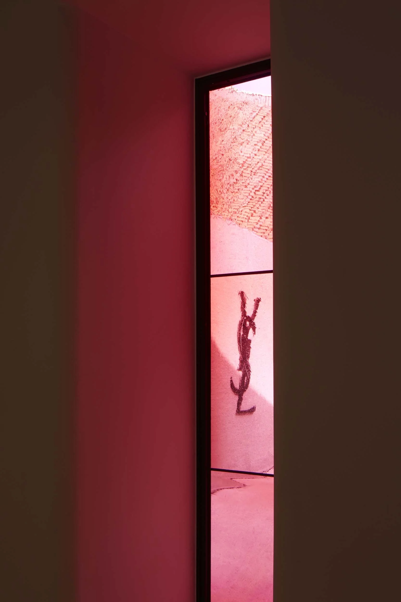 dan-glasser-studio-ko-ysl-museum13.jpg