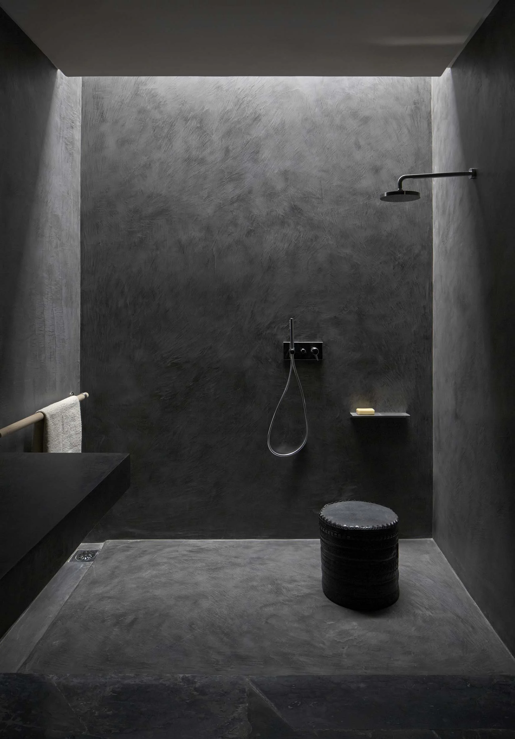 dan-glasser-studio-ko-villa-e10.jpg