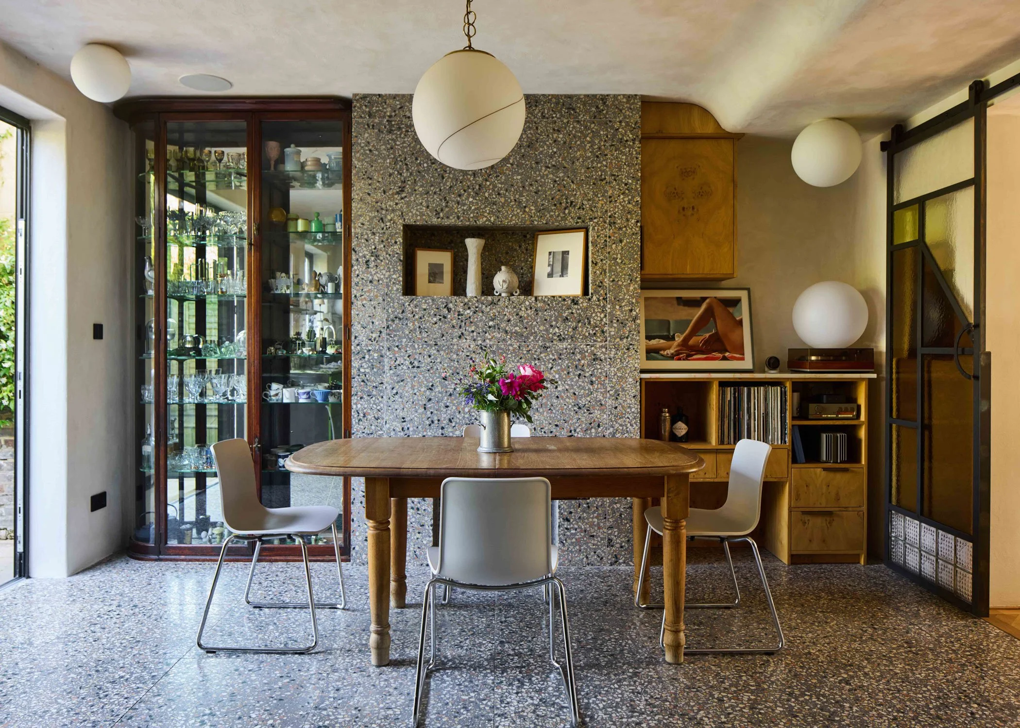 dan-glasser-chetwynd-villas-3.jpg