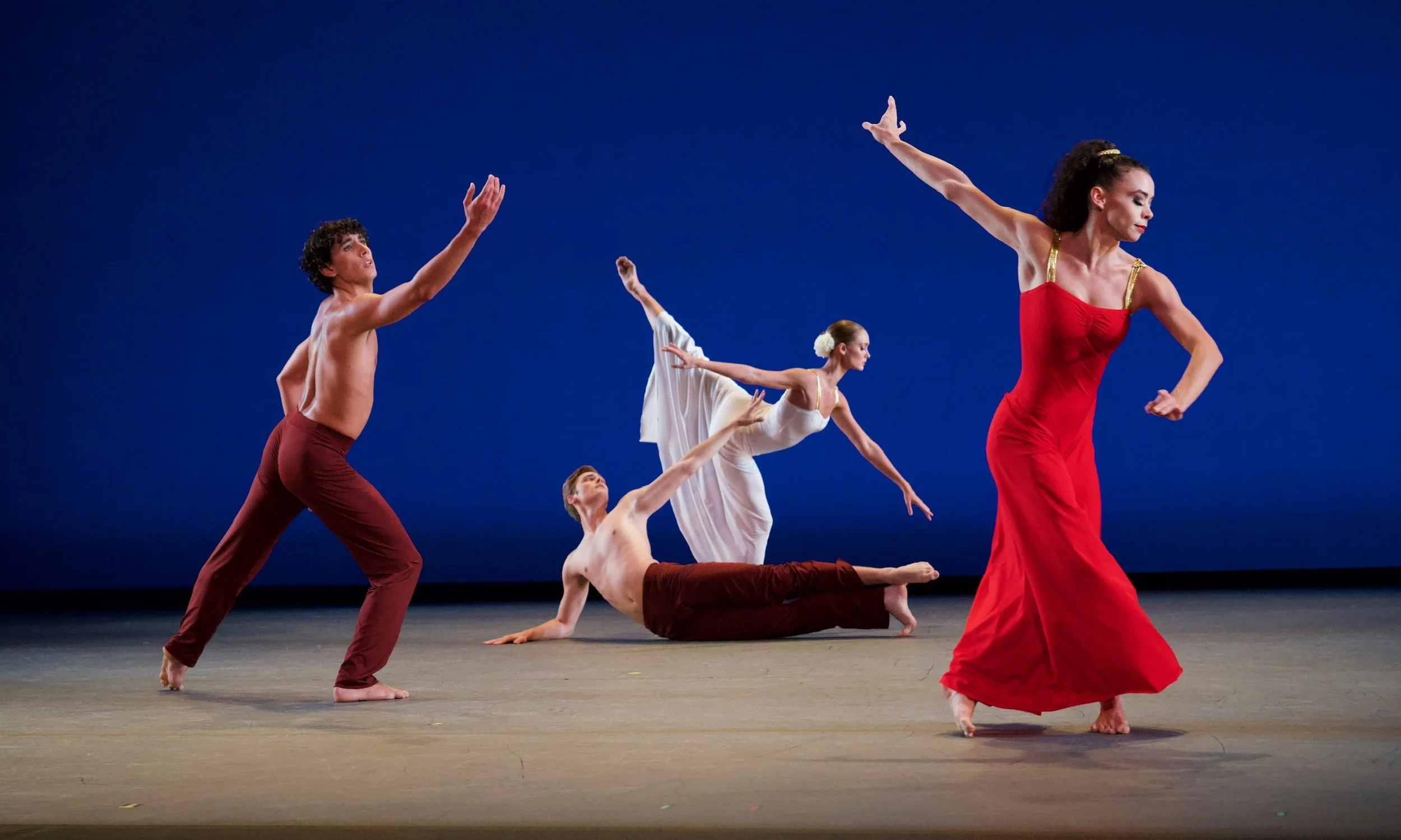 Diversion of Angels, Choreography & Design: Martha Graham, Music: Norman Dello Joio, Photography: George Skouras