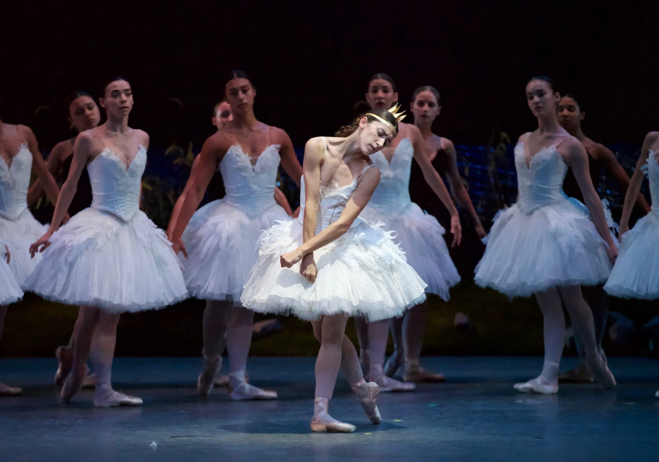 Swan Lake, Choreography: Alexei Ratmansky, Music: Peter Tchaikovsky, Costume & Set Design: Jérôme Kaplan, Lighting Design: Mark Stanley, Photography: George Skouras