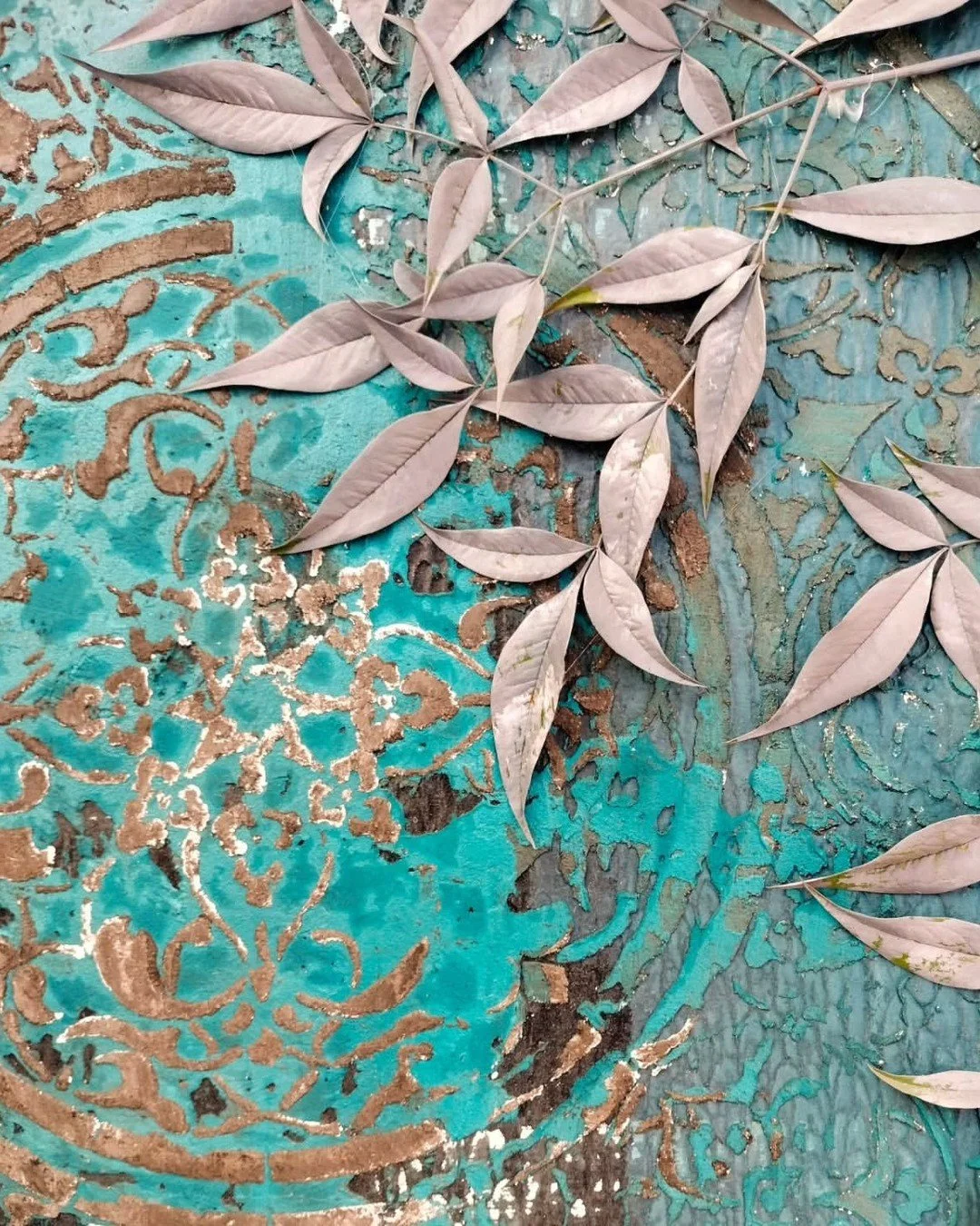 Plaster, patina, and pattern.

We wanted to begin the year with a piece that feels layered in every sense. This work from Antonio Manna&rsquo;s studio holds so many of the qualities that make surface work so compelling to return to again and again.

