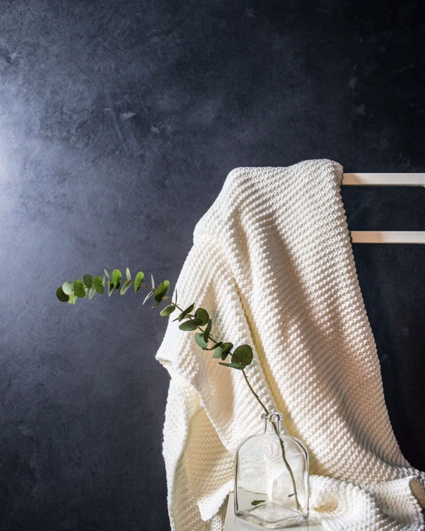 Some things are guaranteed to please a crowd, like the beauty of tadelakt. When it comes to one of our most crowd-pleasing products, it's Archi+ Tadelakt!

The interior mineral plaster allows for replicating, from an aesthetic point of view, the typi