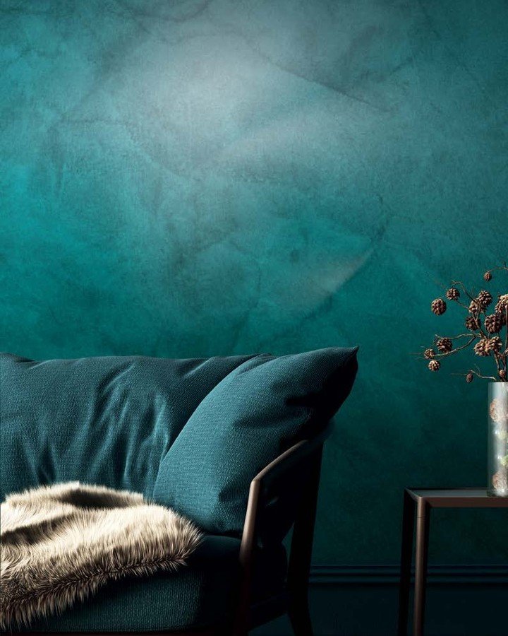 Cera Wax is one of those finishing steps that is easy to overlook and hard to ignore once you know it is there.

It goes on last, over the finished plaster, and it does two things at once. It protects the surface, and it shifts the way light moves ac