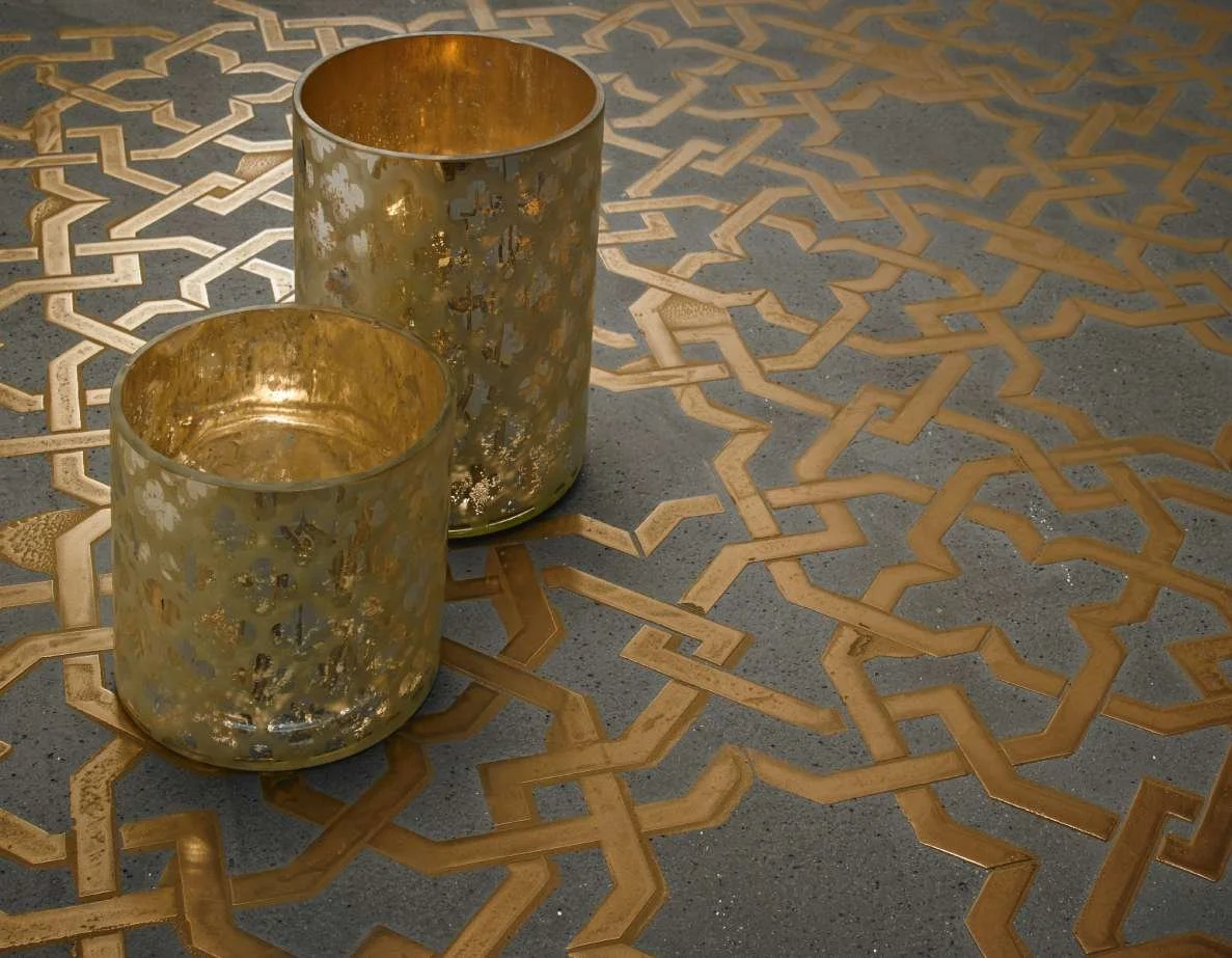 NovacolorNearMe-Metallics-MetalloFuso-Infinity Trellis Cutfile Stencil with Archi+Concrete and Metallo Fuso.jpg