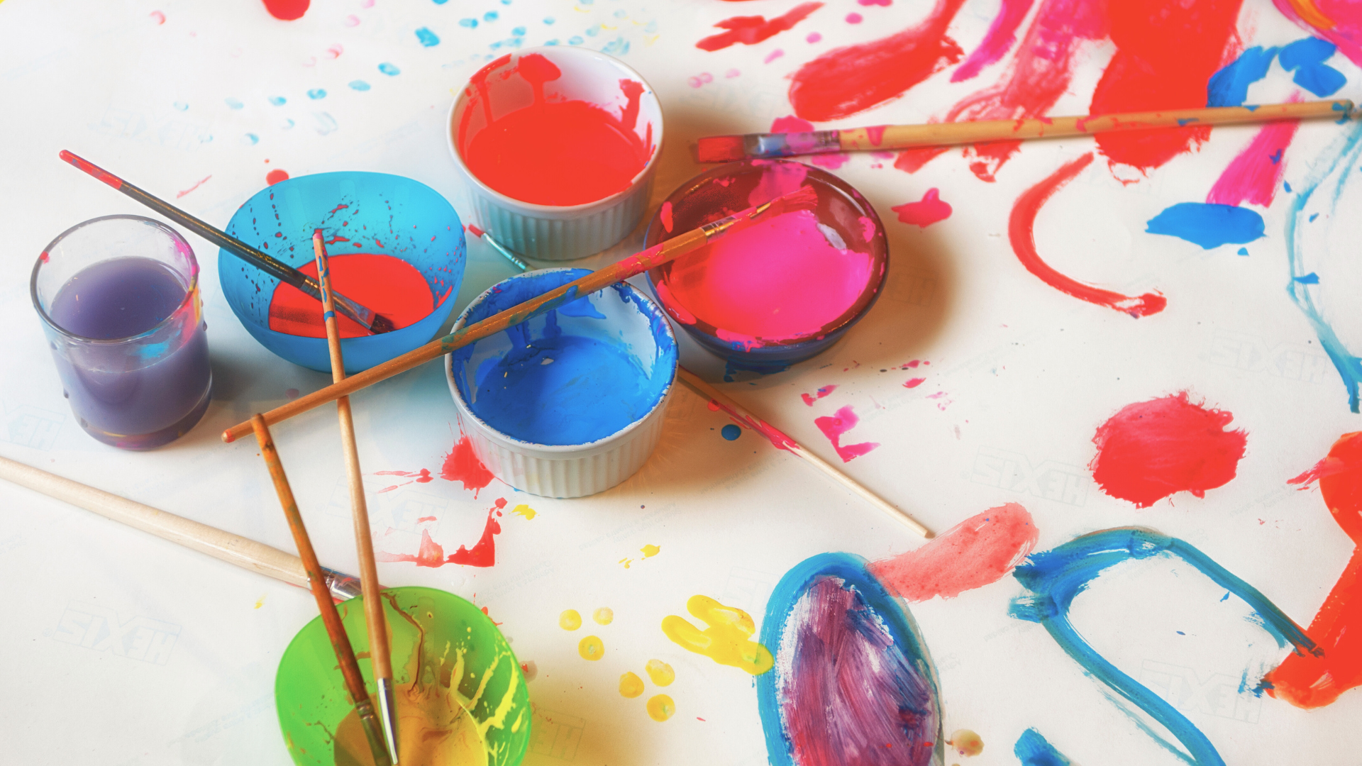 Tiny Art Explorers: Play with Color & Shape