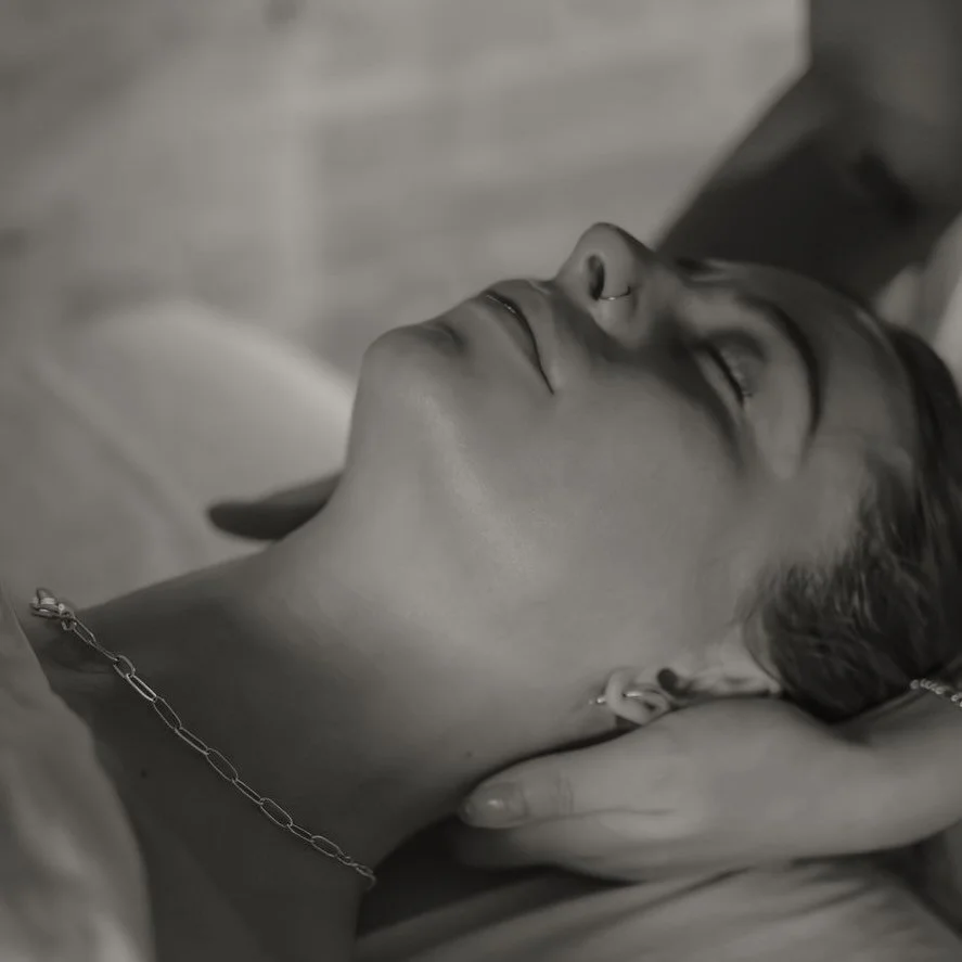 Struggling With Neck Pain, Stiffness, Or Tension?
You&rsquo;re Not Alone&mdash;And You Don&rsquo;t Have To Push Through It. Our Goal Is To Help You Feel Better, Move Better, And Truly Relax From The Inside Out 💆🏼&zwj;♀️✨
Book Your Appointment Today