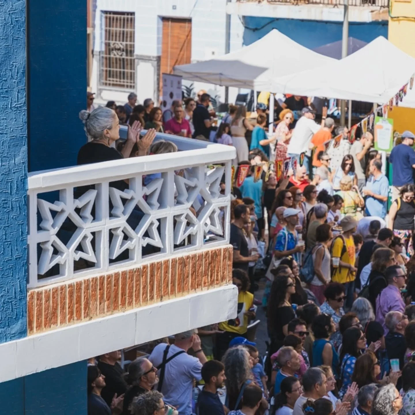 💚 Ay, Ricote, qué gran colofón has sido para esta primera edición de murmullo festival. Ver tus calles llenas de gente disfrutando es algo que recordaremos siempre.
🏞️ Aprendimos mucho sobre el presente y el pasado andalus&iac