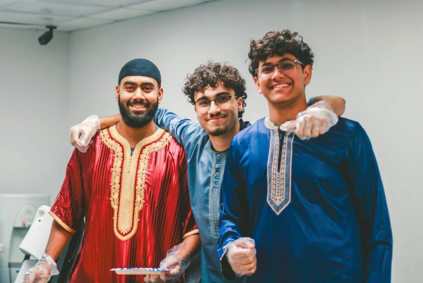 Jazak Allahu Khair to everyone who came out to our Triumph of Iman Over Oppression event in collaboration with SJP and made it a beautiful night of solidarity π΅πΈ The empowering talk by Shaykh Asif Pochi left us all with a renewed sense of hope in t