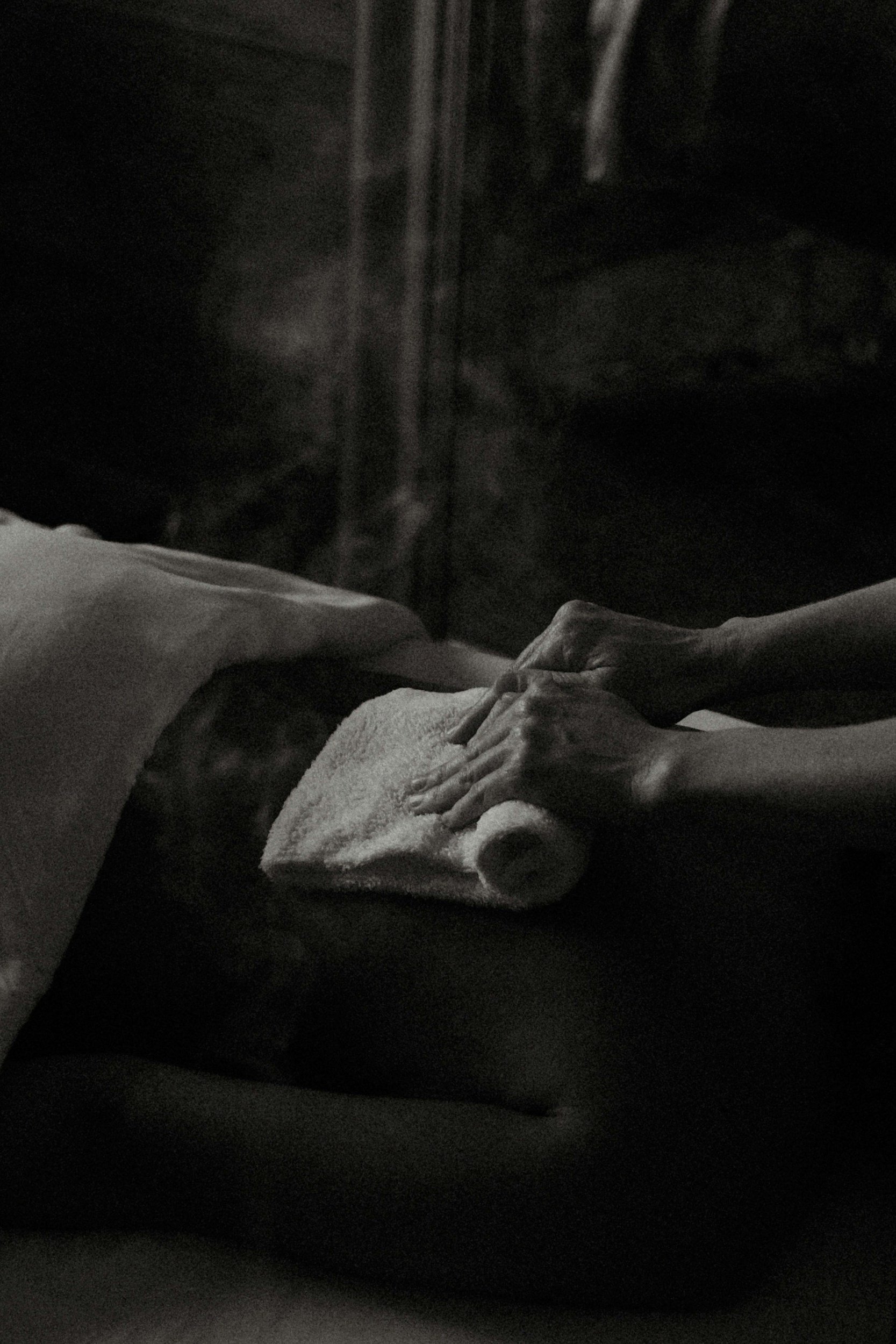 The Hormone-Balancing Massage Women Over 40 Are Finally Discovering