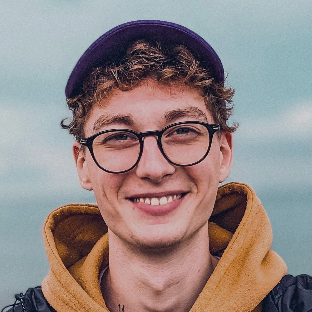 Testemonial man 2.jpg