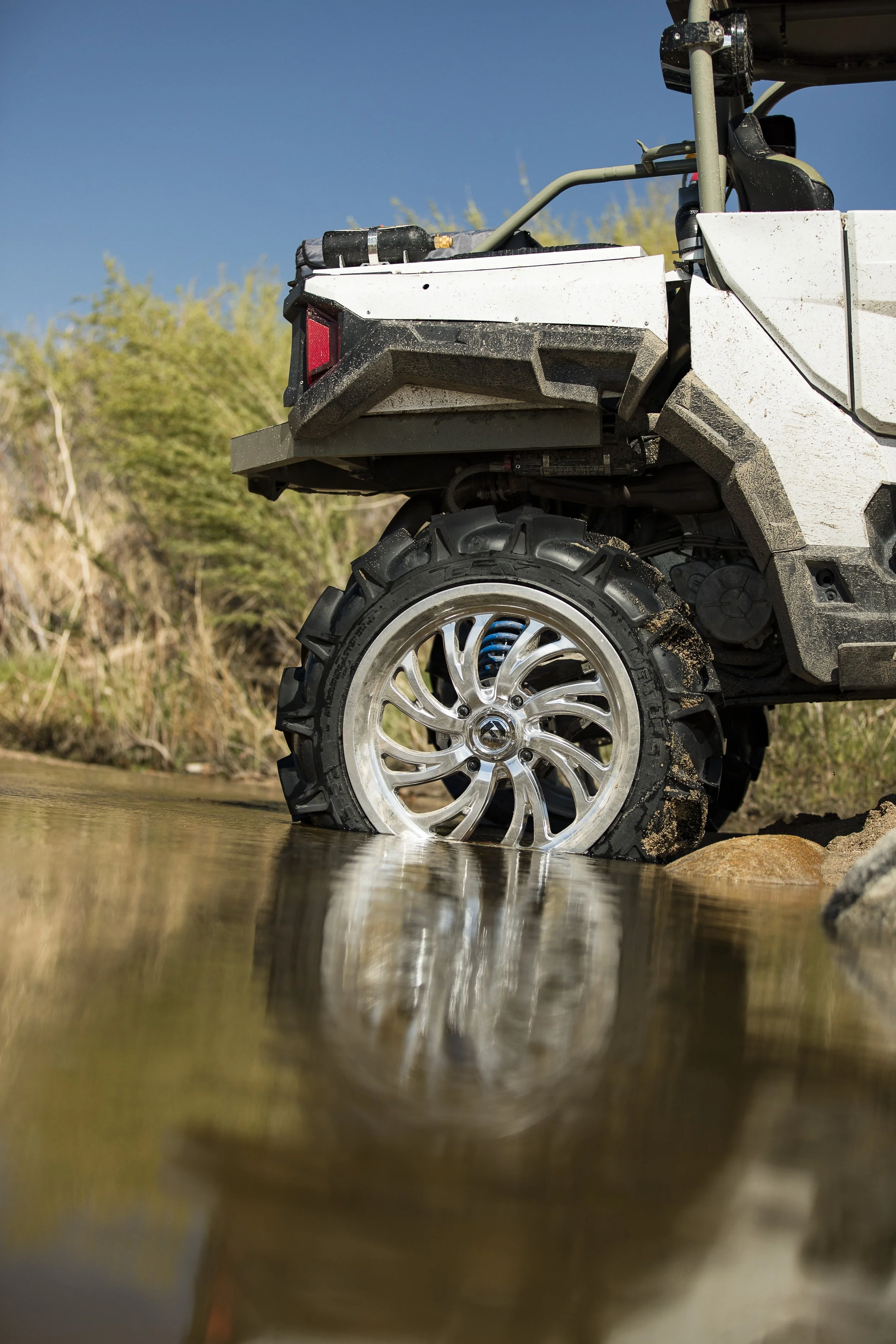 C D203 Fuel Kompressor - Polaris General - 8866.jpg