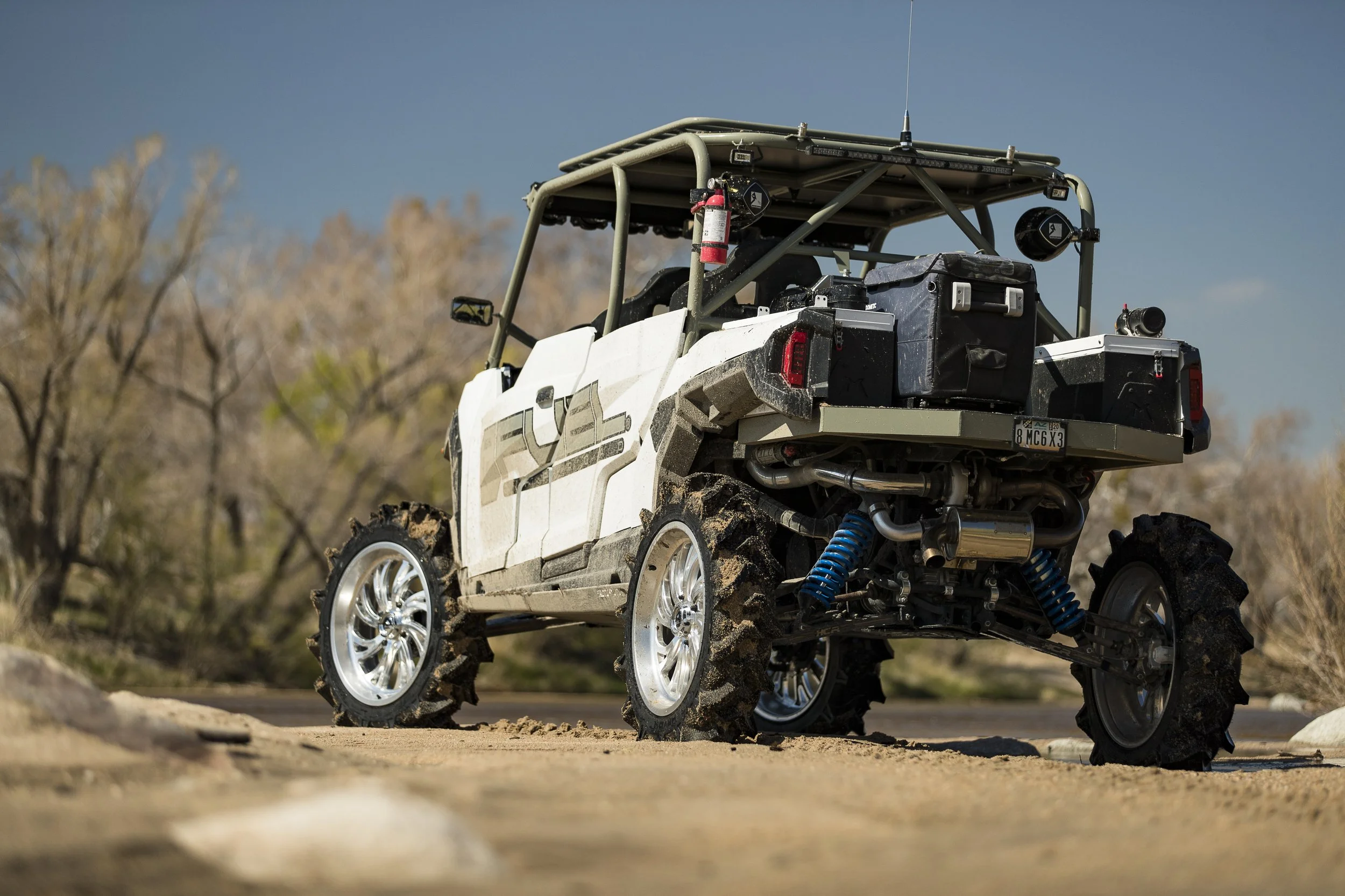 C D203 Fuel Kompressor - Polaris General - 8937.jpg