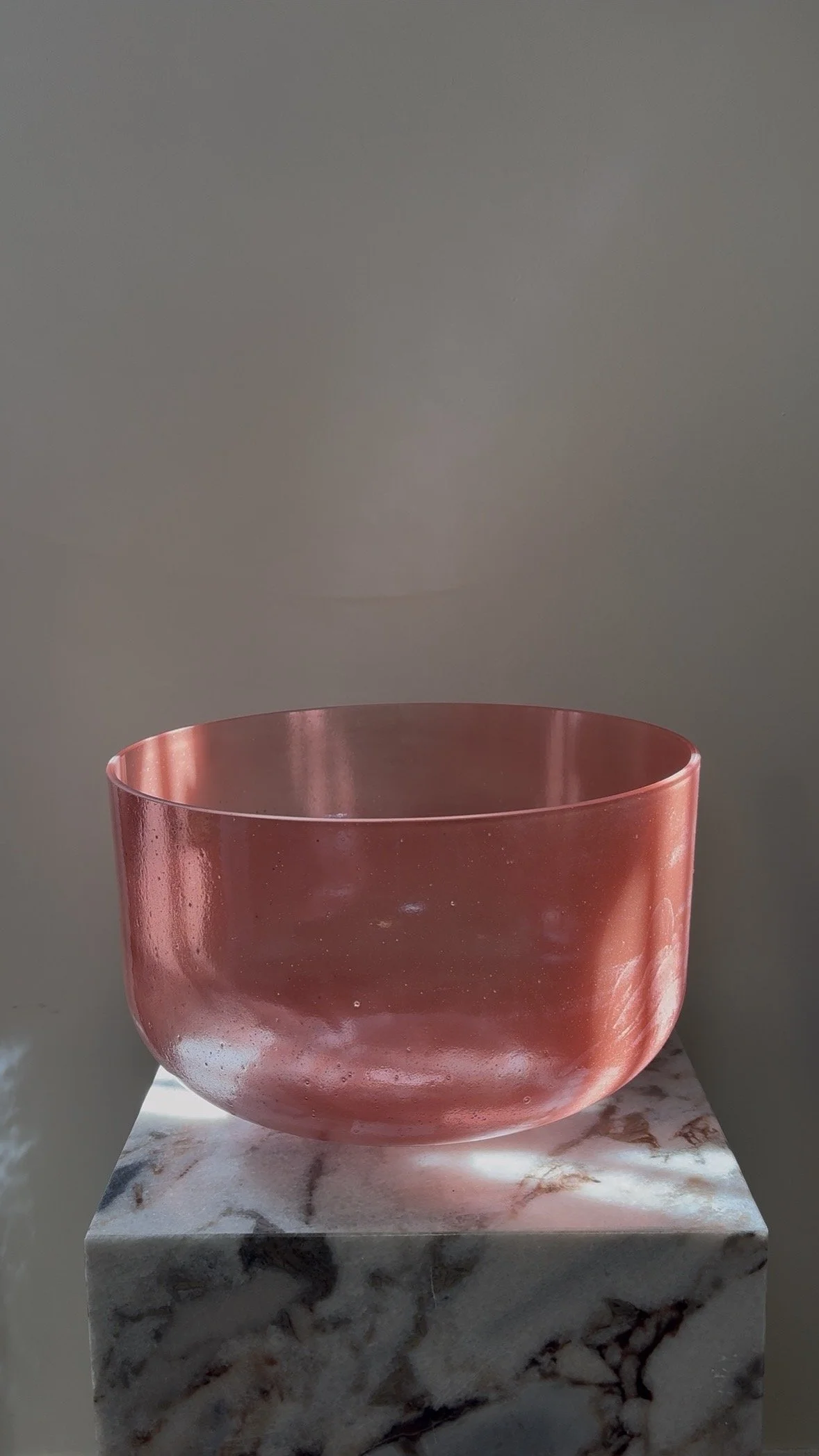 G+10 Rose Quartz White Light Aura Gold: LOVING, RADIANT, EXPRESSIVE.