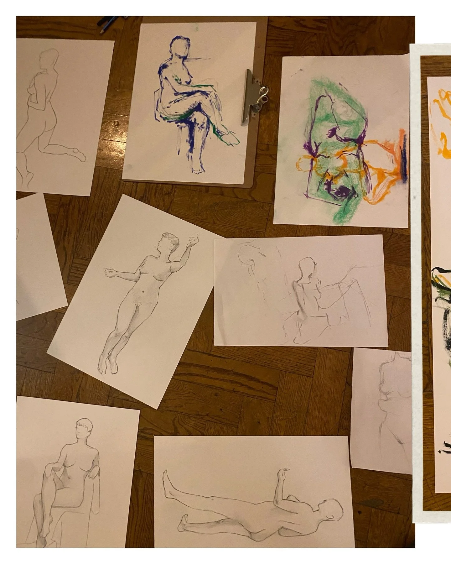 Drawings from last night @thecrabtreew6 ✍🏻 Huge thanks to @dominique_life_model for modelling, and to the wonderful artists ✨

We will be back in Balham @thebedfordpub on Tuesday for more life drawing- link in bio for tickets 🎟️ See you there!

#li