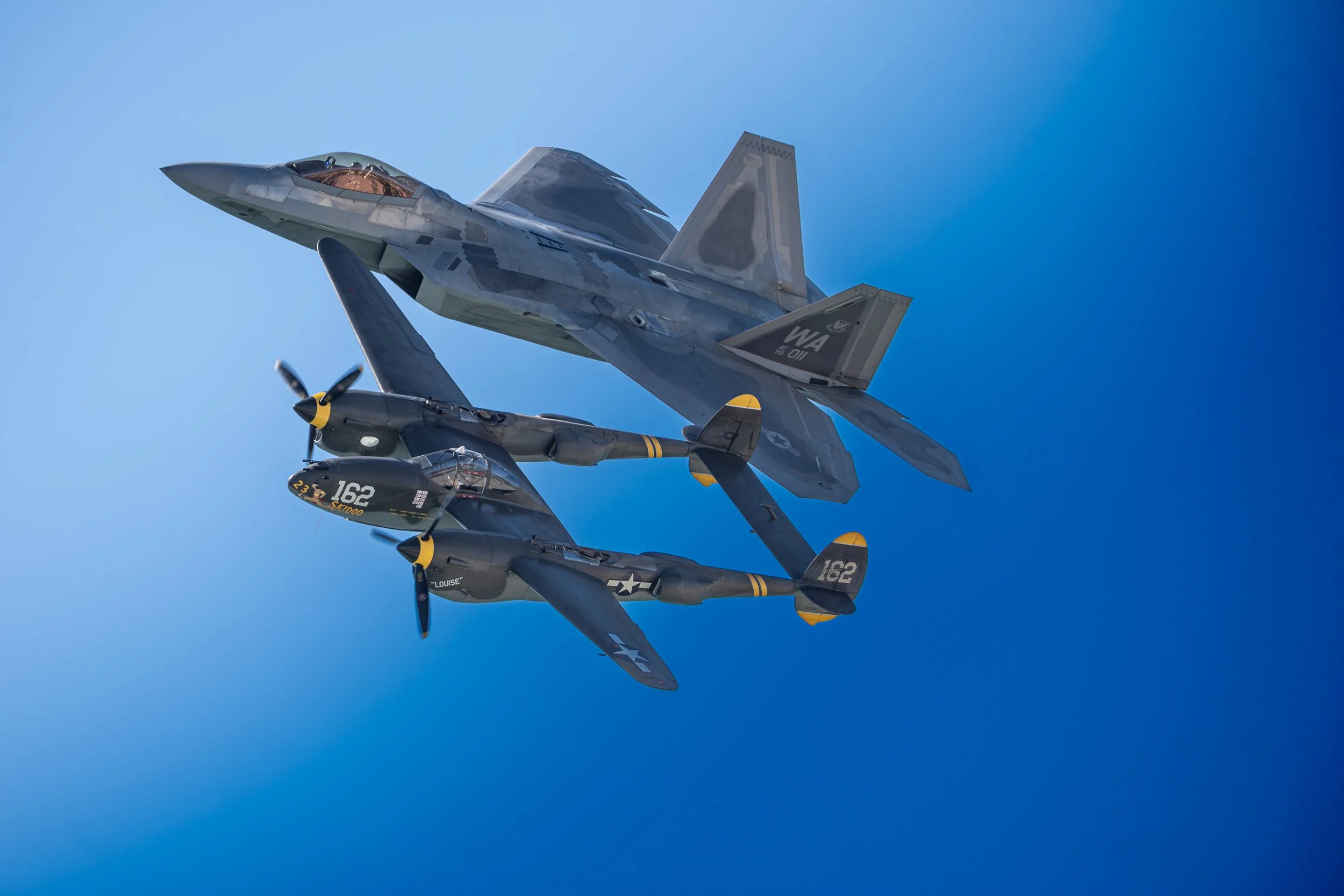ACF04454.jpg