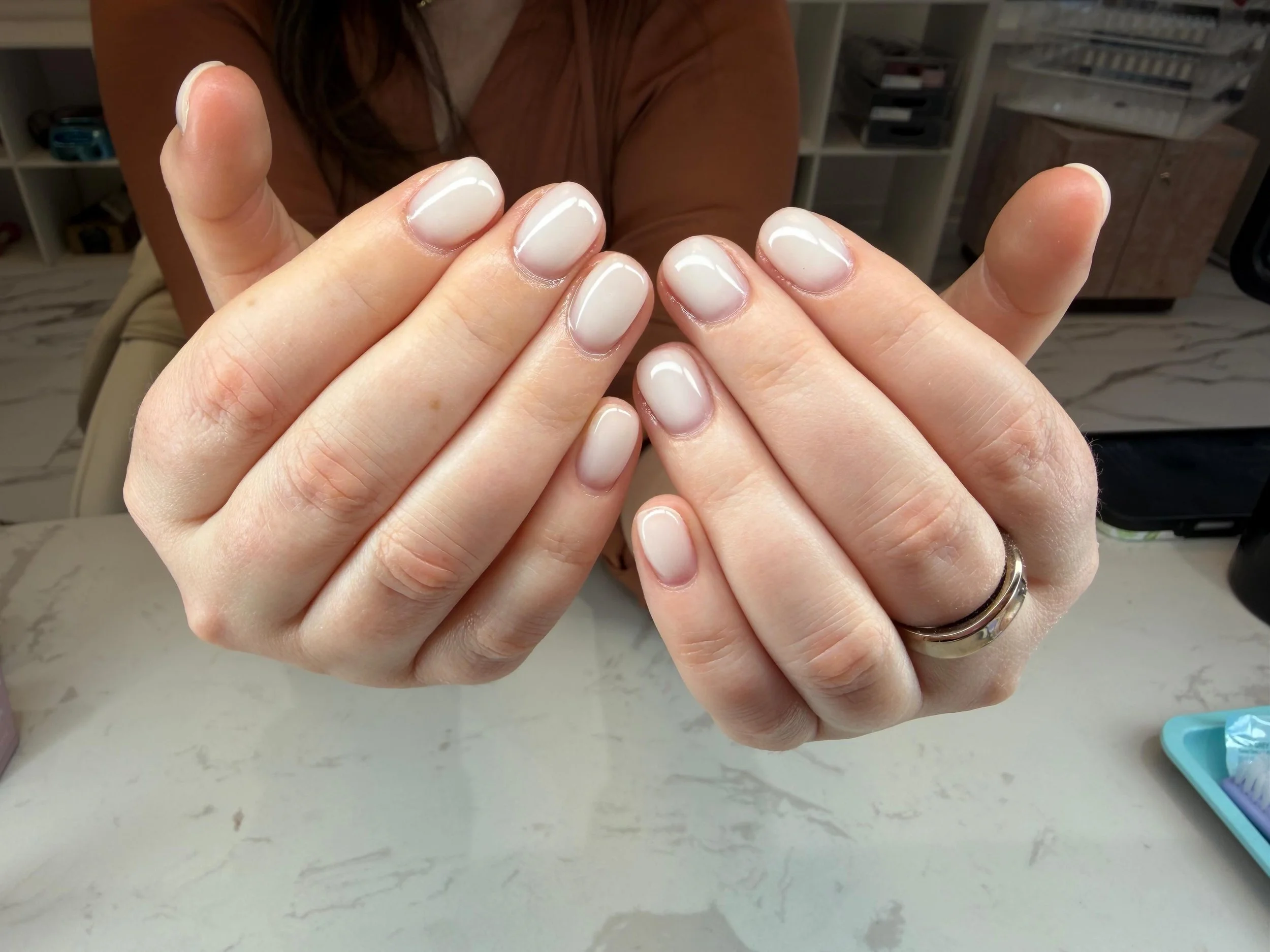 @the_gelbottle_inc #milkynails #biab