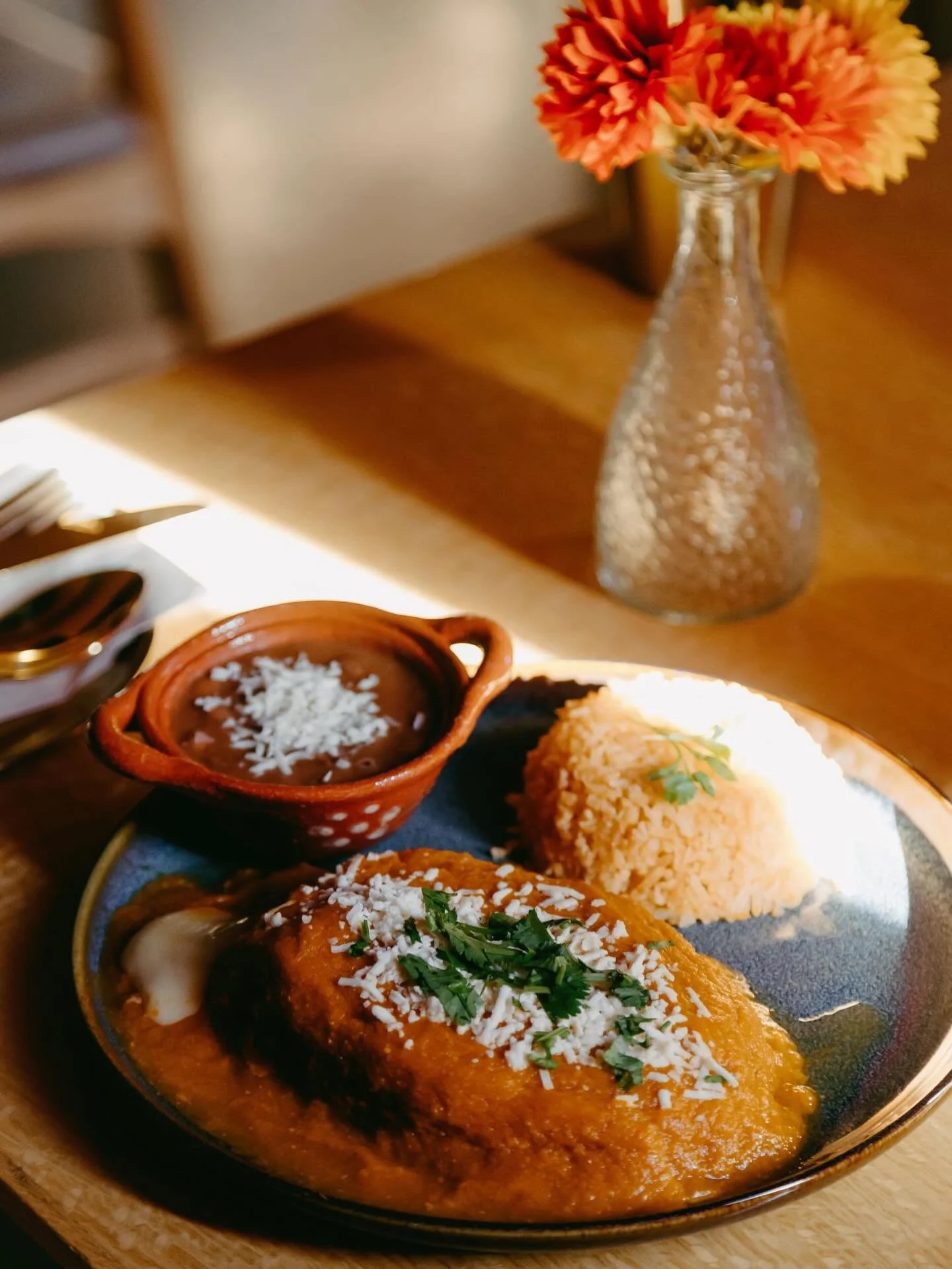 Hey Happy Friday! We would love to mention that the Portland Business Journal is running a poll for the best restaurants in Portland. We would love if you would vote for us. Link In Bio💙✨
.
.
#latina #latinaownedbusiness #foodie #pdxfoodie #mexicanf