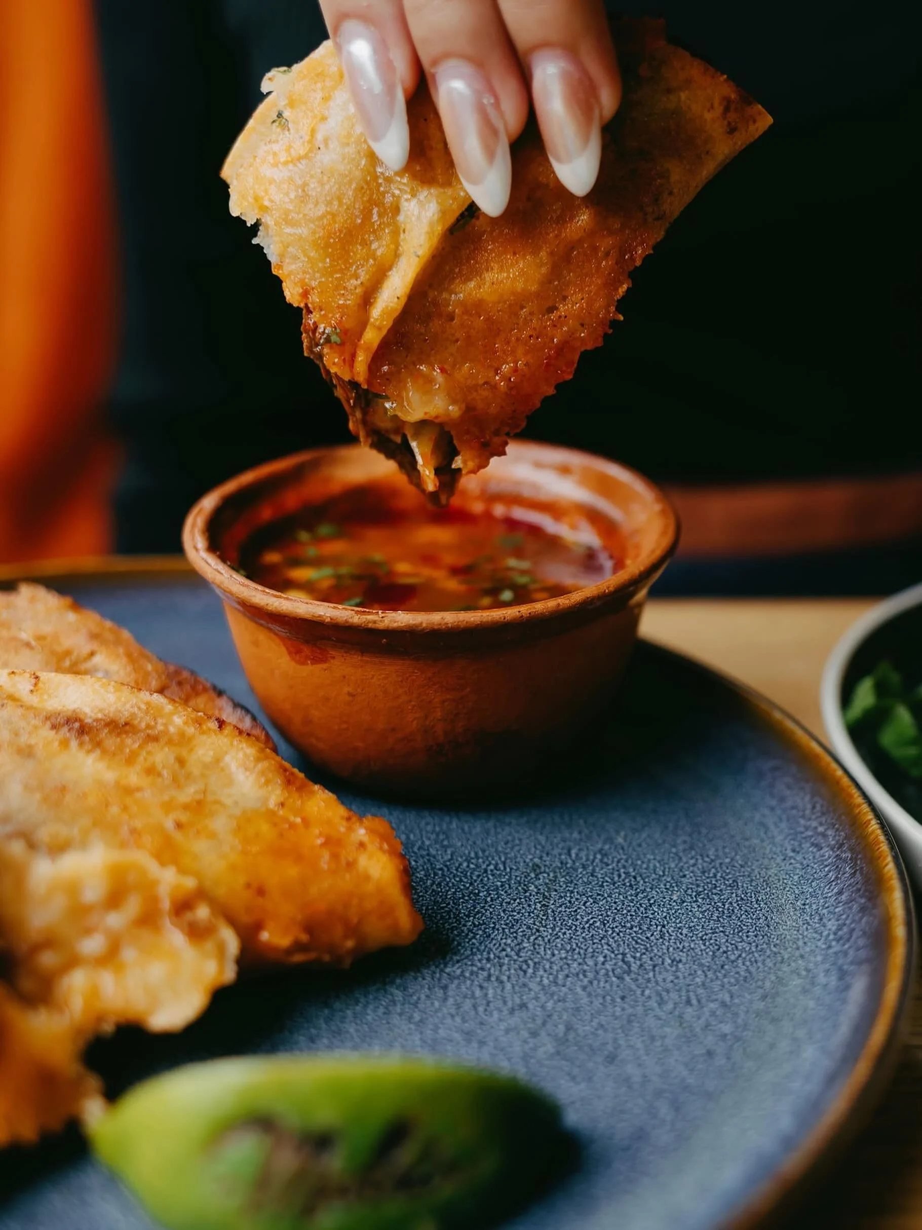 Mouth watering Quesabirria Dripping with flavor! They calling your name tonight? 5-10pm
.
.
.

#portlandoregon #tacotuesday #supportsmallbusiness #womenownedsmallbusiness #latinaowned