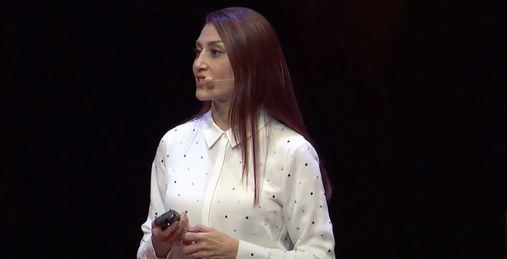 Niloufar Talebi.png
