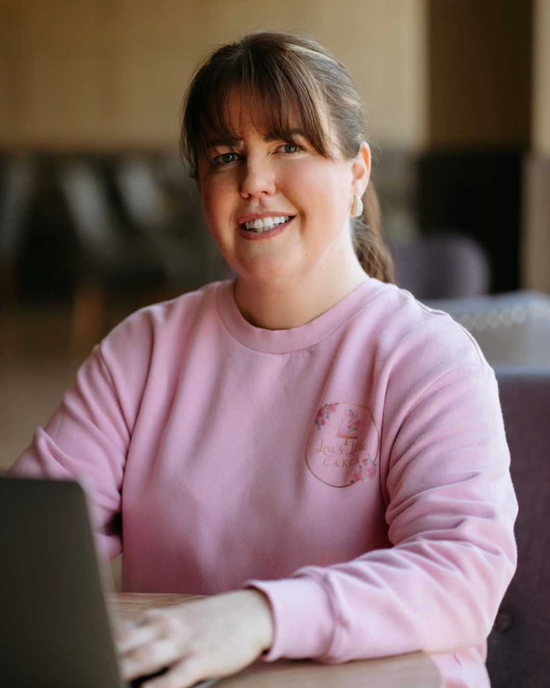 luxury wedding cake maker for modern couples