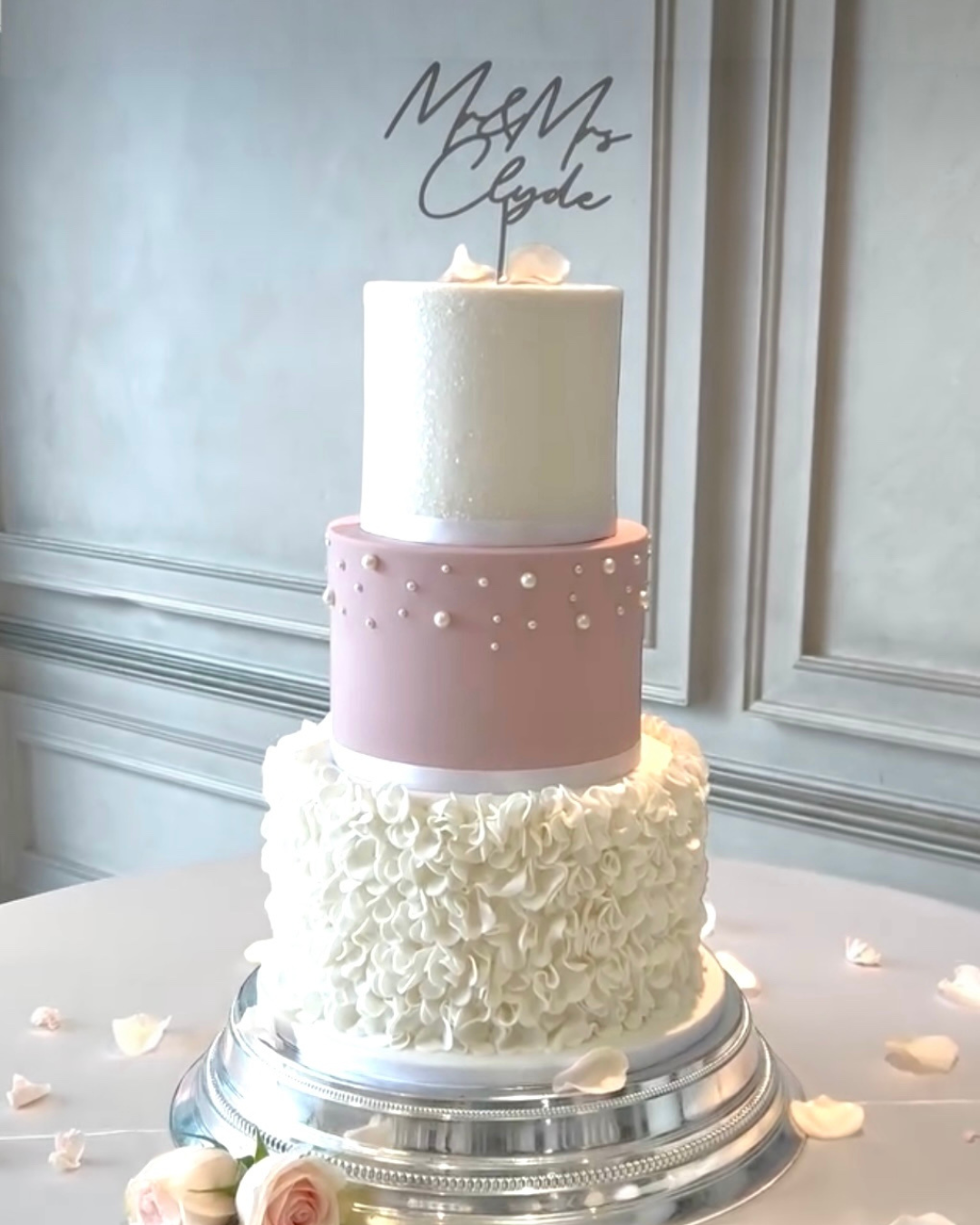 elegant handcrafted cakes for weddings and events