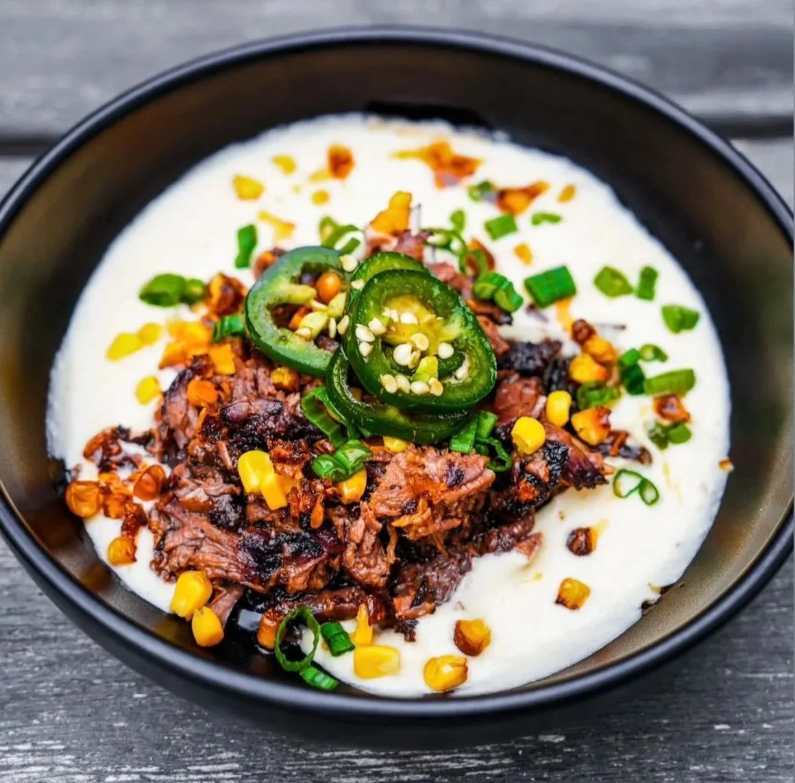 Brisket King NYC 2025  
Grand Champion  
Smoke Sweats x Achilles Heat® x New School American Cheese

Achilles Heat® Smoked Chili Crisp was featured in Smoke Sweats BBQ’s award-winning dishes at Brisket King NYC 2025, where pitmaster Anthony Scerri ul