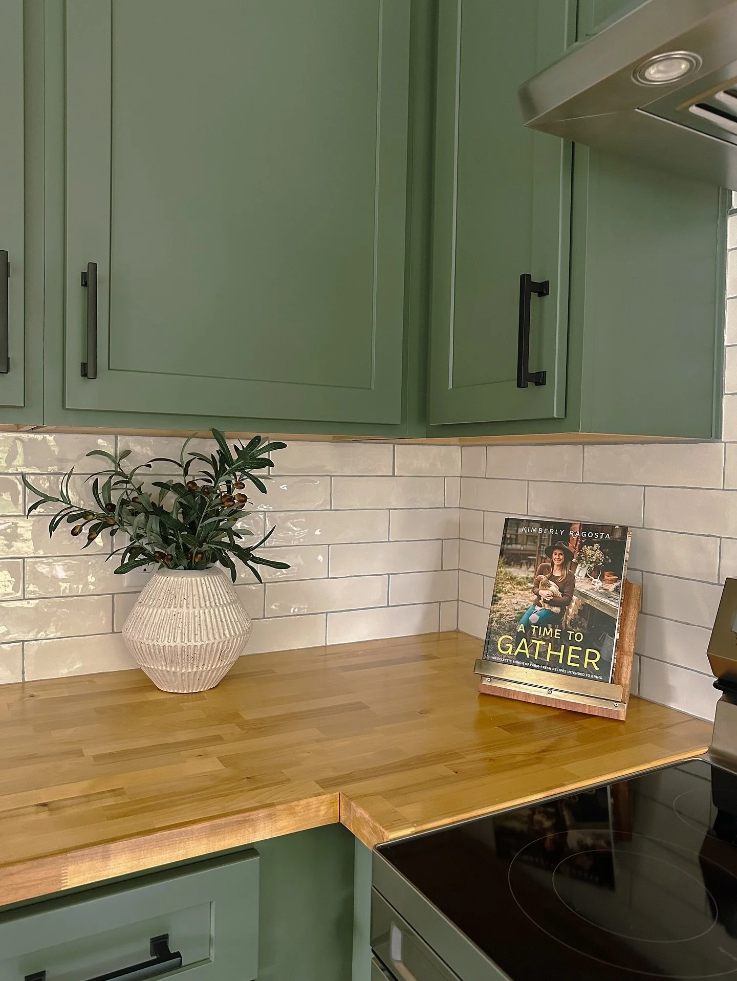 DADUs are having a moment&mdash;and we&rsquo;re here for it. We love thinking big in small spaces, and these detached accessory dwelling units have become some of our favorite projects to design. Sharing a look back at one from last year that still m