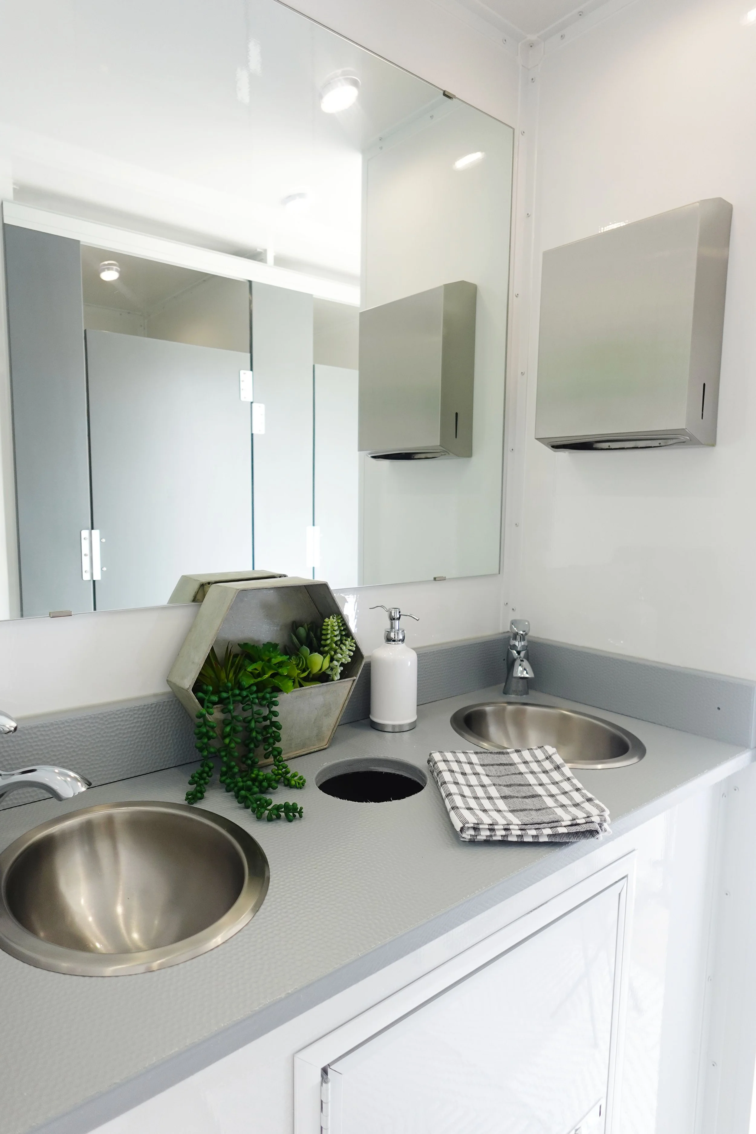5-sinks.jpg