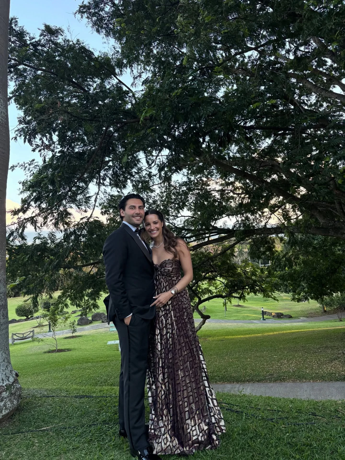 No words to describe the magic felt this weekend! Your love is contagious, los amo🥹🤍✨🧿 @valenyjaime