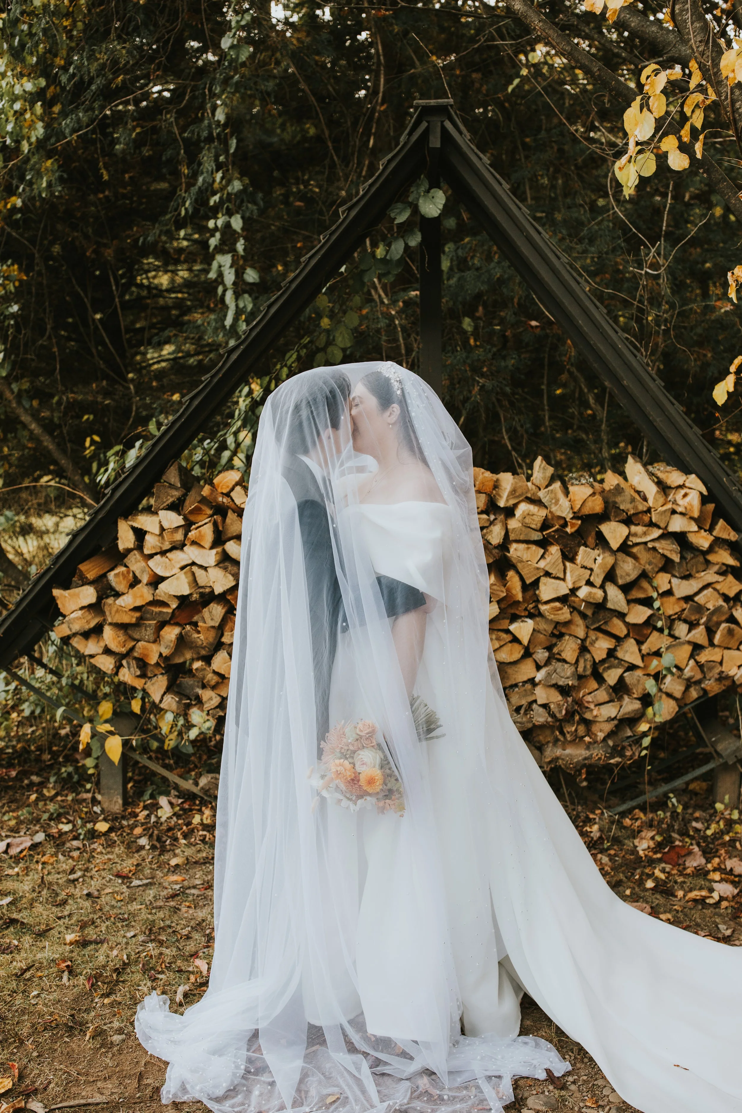 Hudson Valley Wedding Photographer, Foxfire Mountain House, Foxfire Mountain House Wedding, Catskills Wedding Photographer, NYC Wedding Photographer