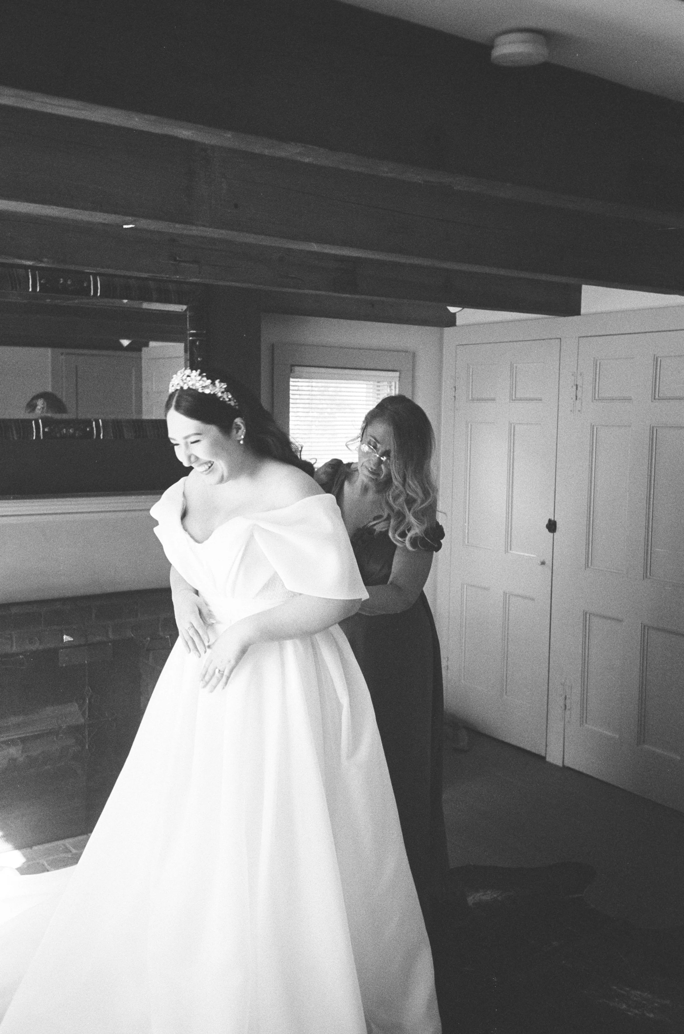 Hudson Valley Wedding Photographer, Foxfire Mountain House, Foxfire Mountain House Wedding, Catskills Wedding Photographer, NYC Wedding Photographer