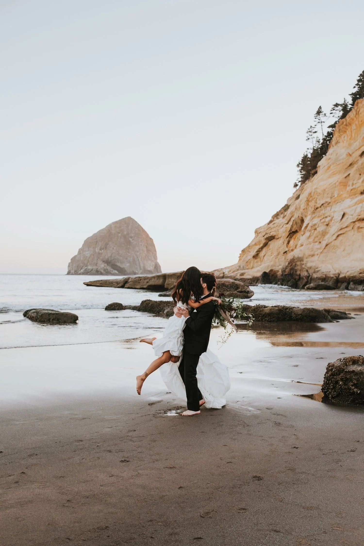 Hudson Valley Wedding Photographer, Catskills Wedding Photographer, PNW Wedding Photographer, Neskowin Wedding, Cape Kiwanda Wedding, Oregon Wedding Photographer
