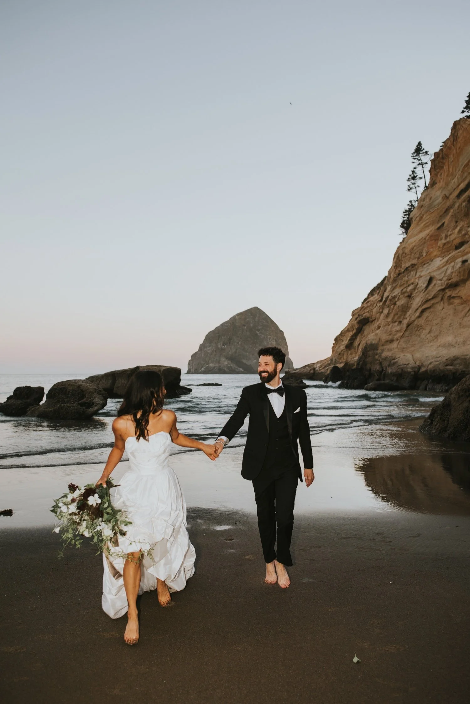 Hudson Valley Wedding Photographer, Catskills Wedding Photographer, PNW Wedding Photographer, Neskowin Wedding, Cape Kiwanda Wedding, Oregon Wedding Photographer