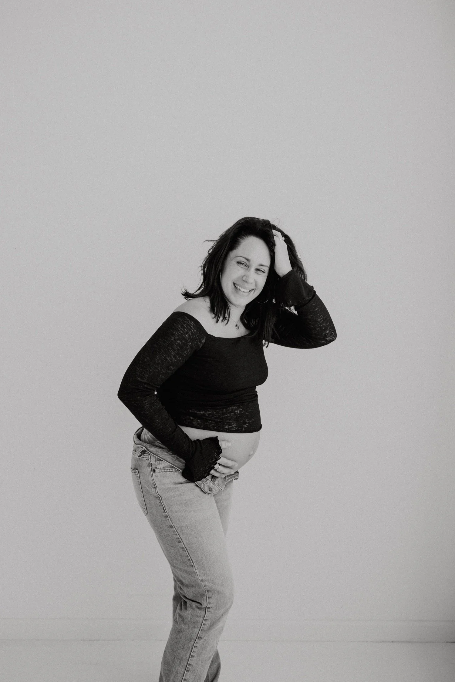 Hudson Valley Maternity Photos, Hudson Valley Maternity Photographer, New York Maternity Photographer, Hudson Valley Wedding Photographer, Studio Maternity Photos, Editorial Maternity Photos