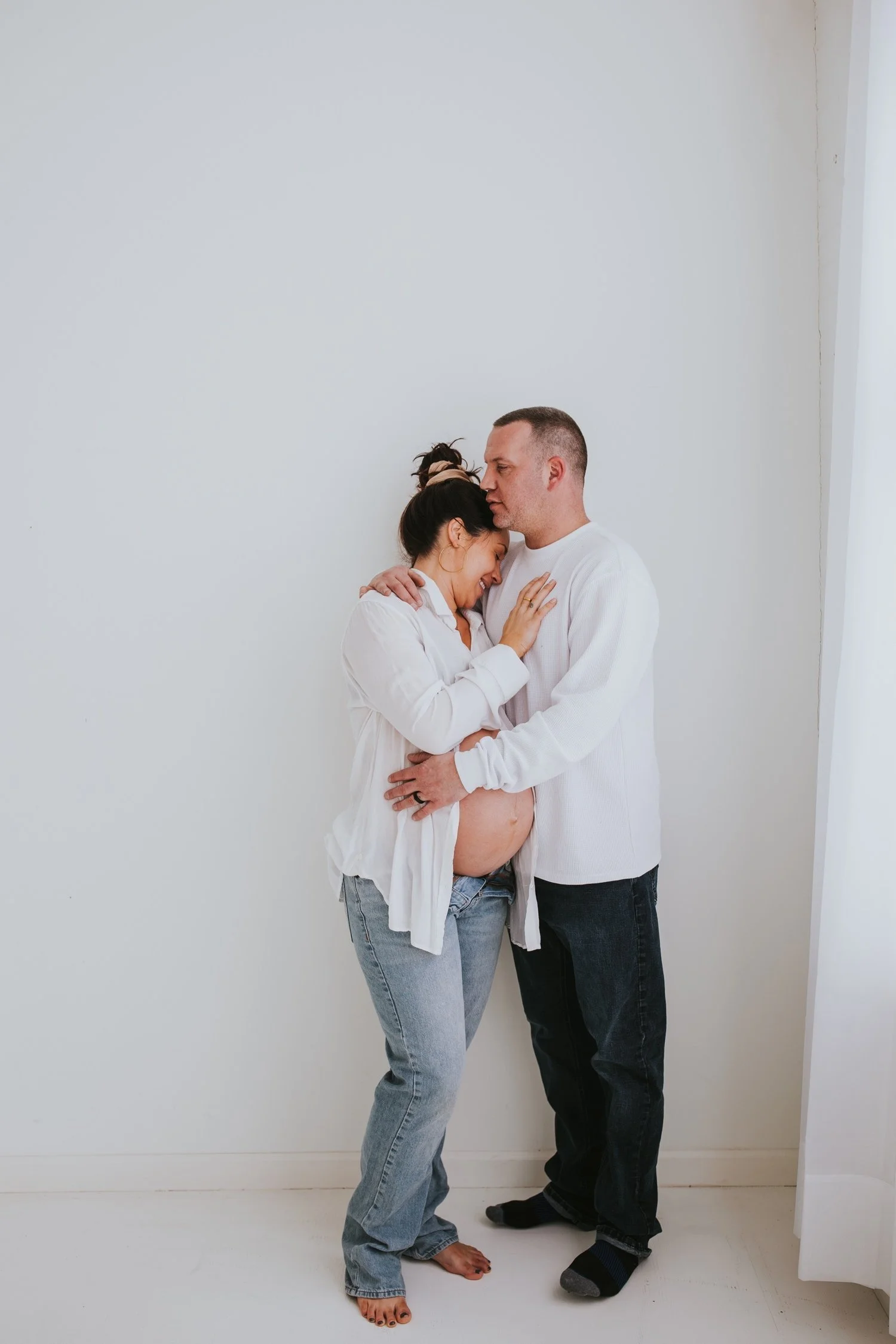 Hudson Valley Maternity Photos, Hudson Valley Maternity Photographer, New York Maternity Photographer, Hudson Valley Wedding Photographer, Studio Maternity Photos, Editorial Maternity Photos
