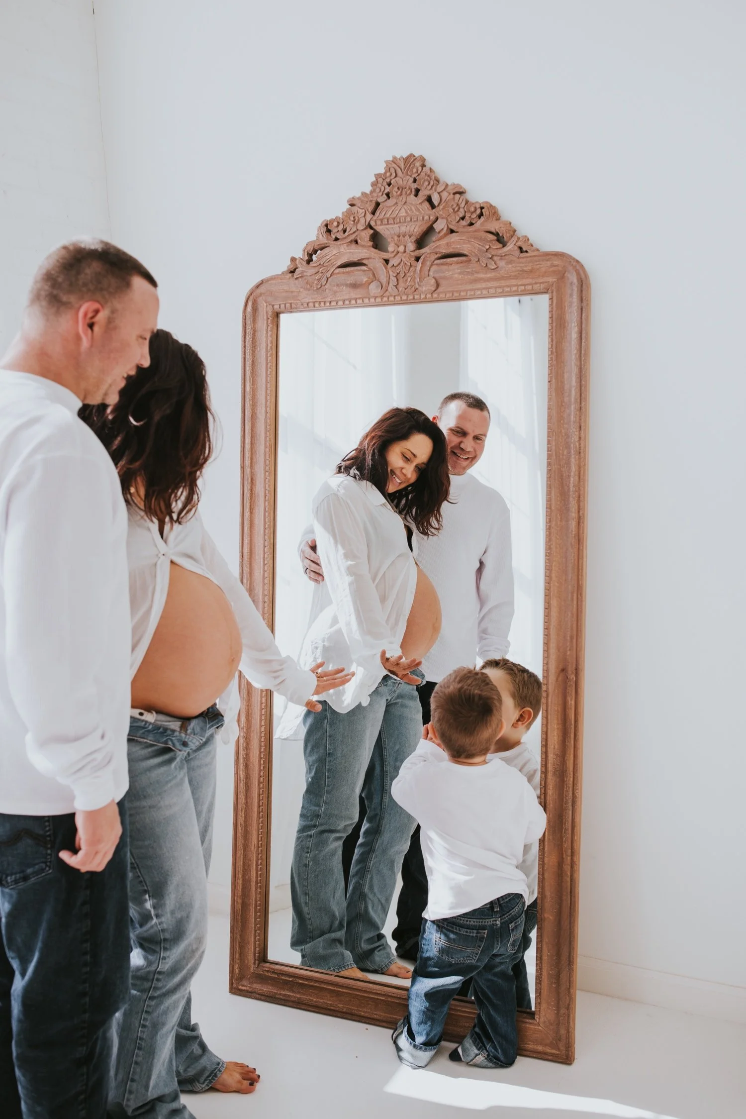 Hudson Valley Maternity Photos, Hudson Valley Maternity Photographer, New York Maternity Photographer, Hudson Valley Wedding Photographer, Studio Maternity Photos, Editorial Maternity Photos