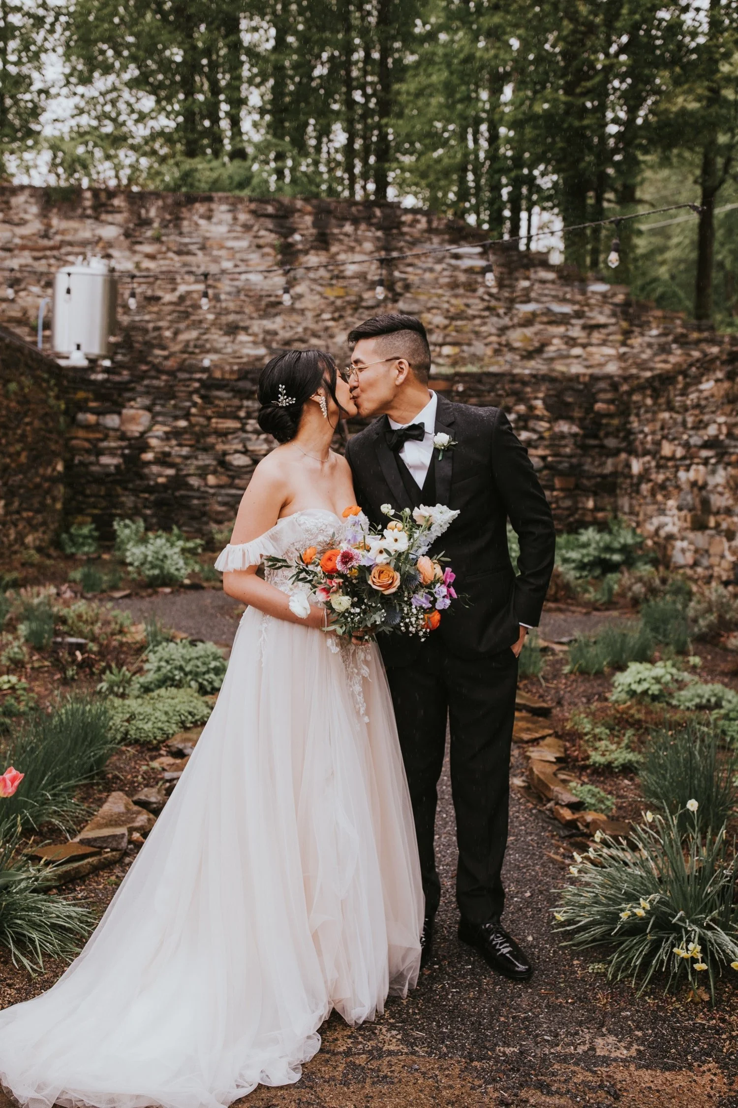 Hudson Valley Wedding Photographer, Red Maple Vineyard Wedding, Spring Wedding at Red Maple Vineyard, Catskills Wedding Photographer