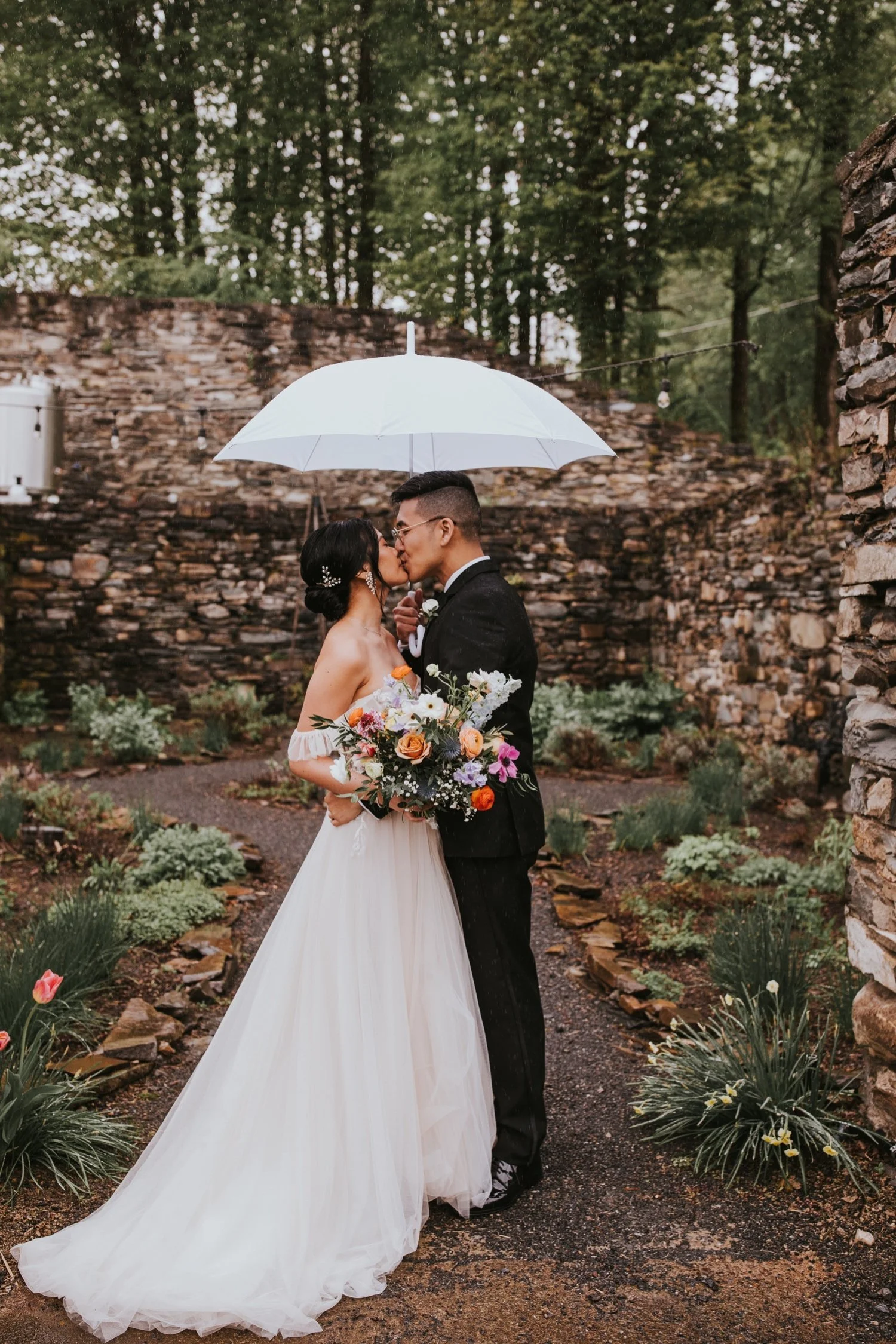 Hudson Valley Wedding Photographer, Red Maple Vineyard Wedding, Spring Wedding at Red Maple Vineyard, Catskills Wedding Photographer