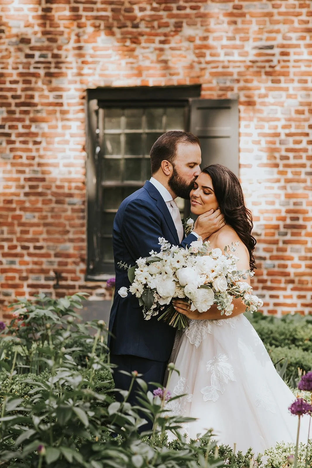 Hudson Valley Wedding, Hudson Valley Wedding Photographer, Oahu Wedding Photographer, Senate Garage Wedding, Senate Garage, Kingston Wedding