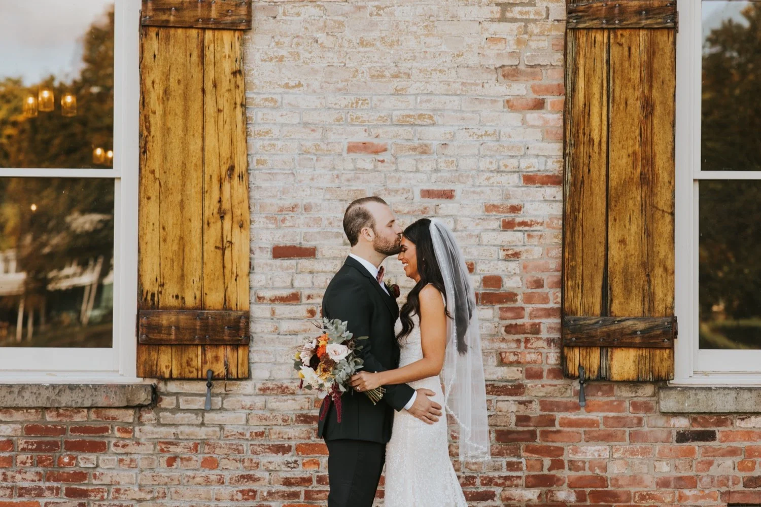 Hudson Valley Wedding, Hudson Valley Wedding Photographer, New York Wedding, New York Wedding Photographer, Saugerties Steamboat Company, Saugerties Steamboat Co