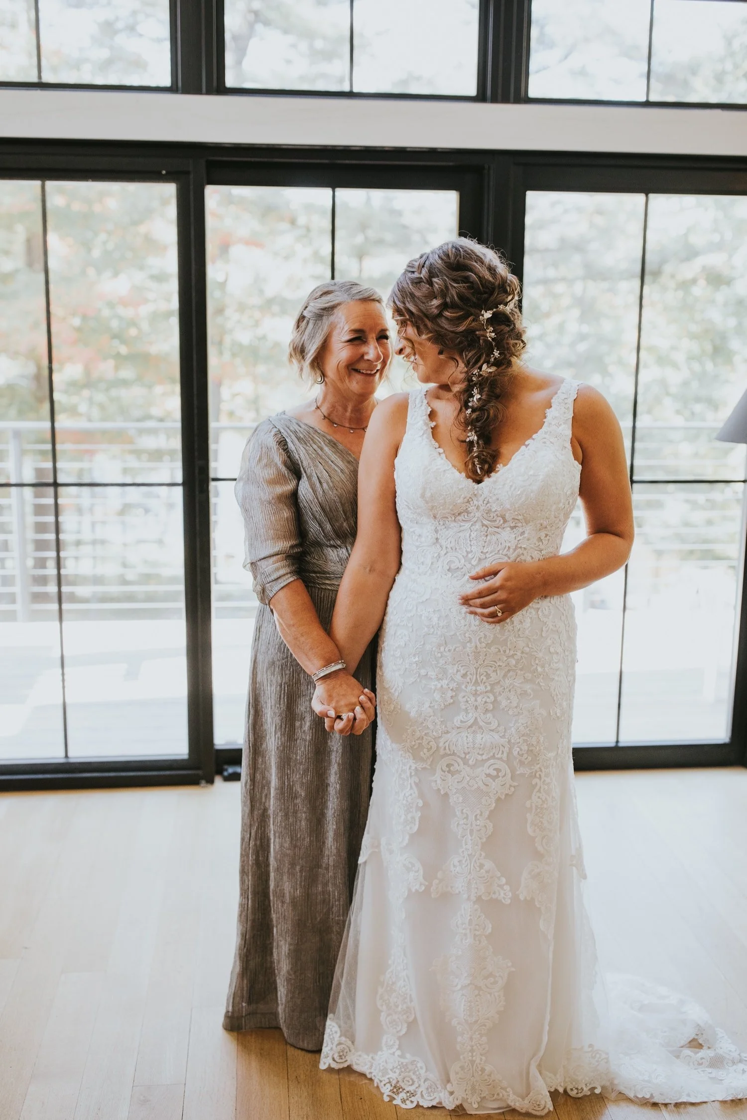 Hudson Valley Wedding Photographer, Hudson Valley Wedding, New York Wedding, New York Wedding Photographer, Cedar Lakes Estate, Cedar Lakes Wedding