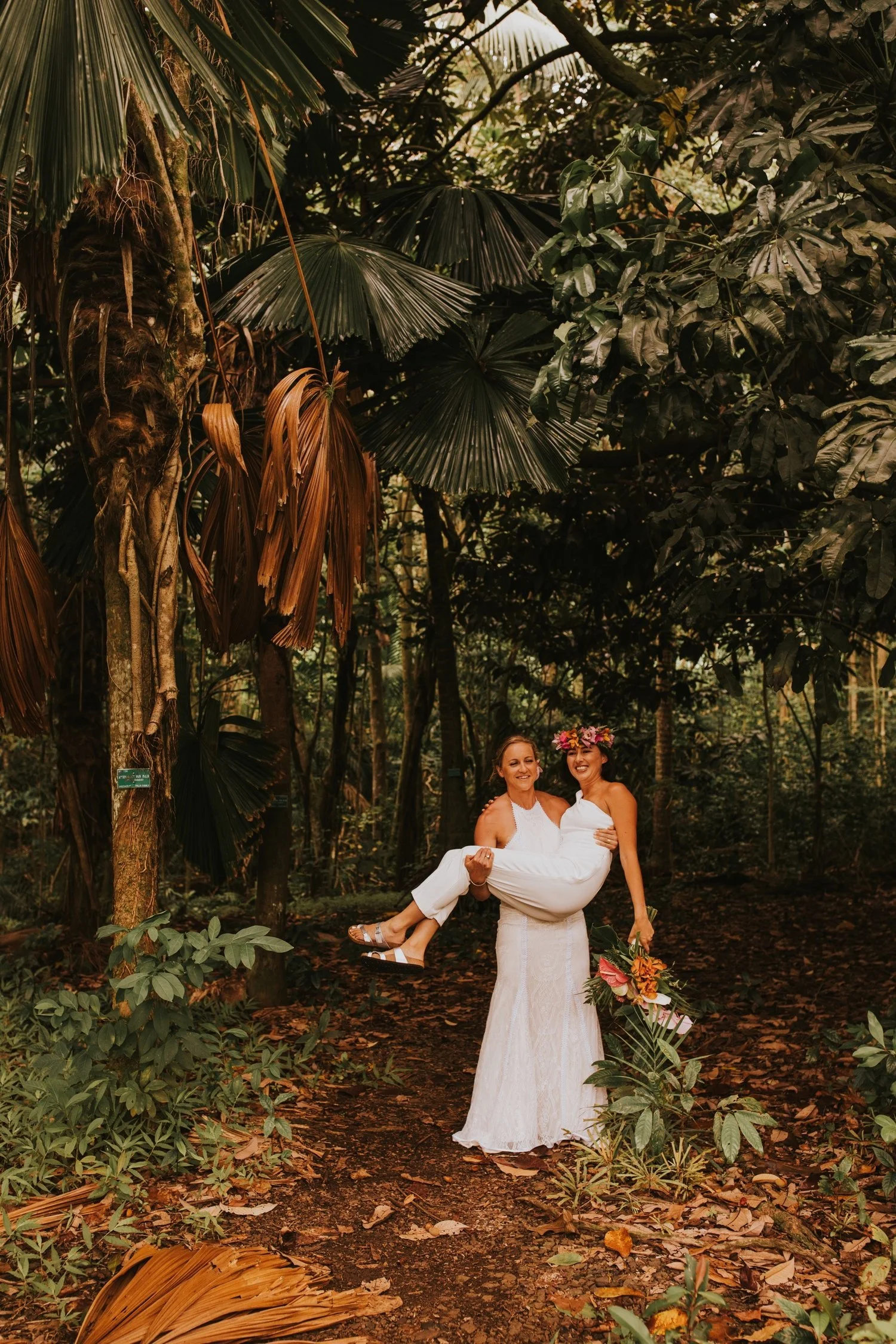 Oahu wedding, oahu wedding photographer, hoomaluhia botanical garden, hoomaluhia botanical garden wedding, hawaii wedding, hawaii wedding photographer
